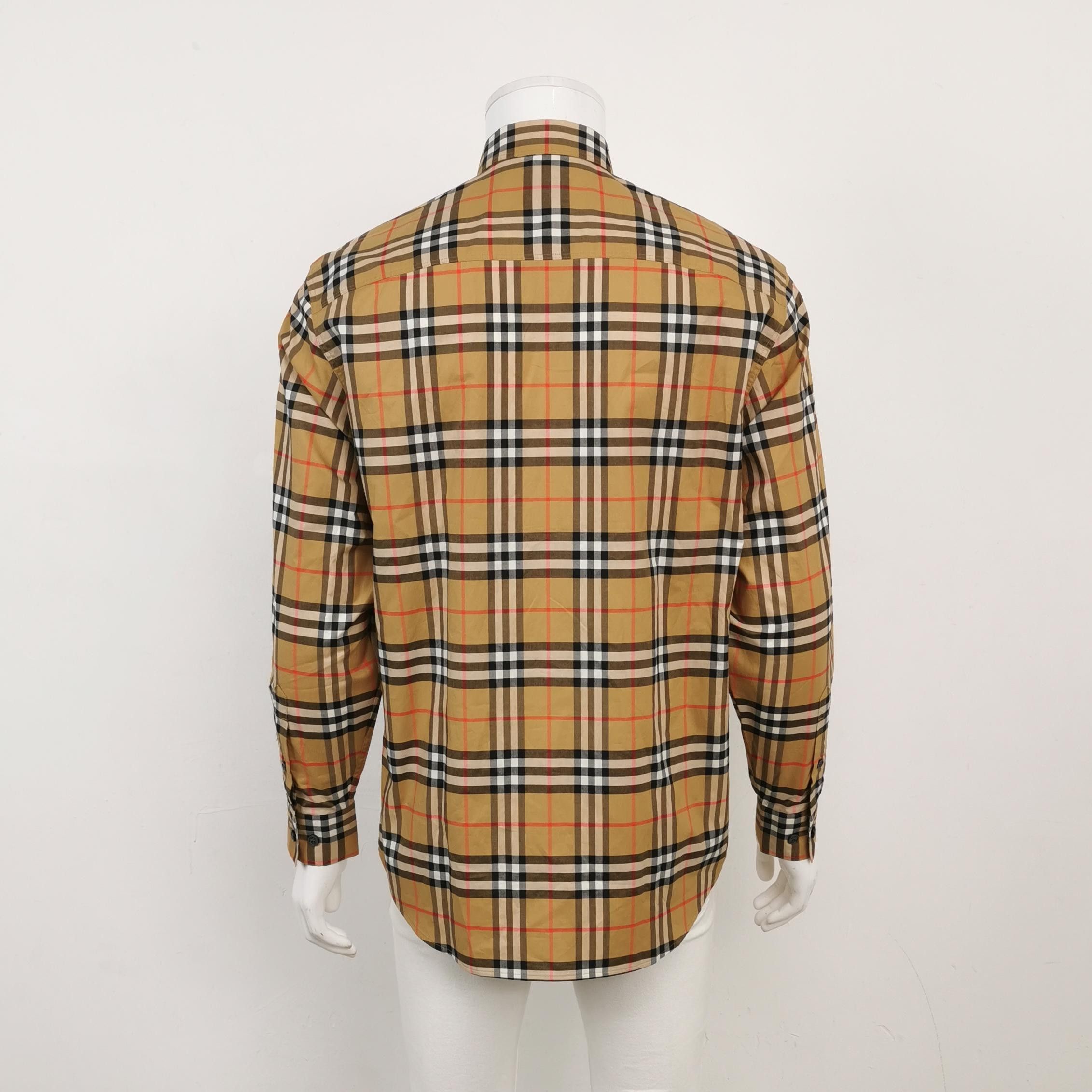 Burberry Burberry Men m Button Ups Size US M / EU 48-50 / 2 - 2 Thumbnail