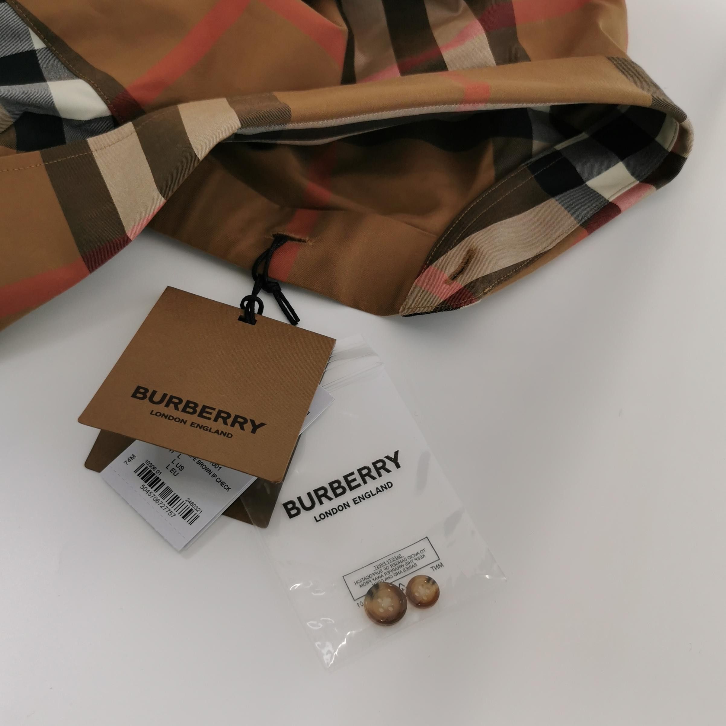 Burberry Burberry Men l Button Ups Size US L / EU 52-54 / 3 - 4 Thumbnail