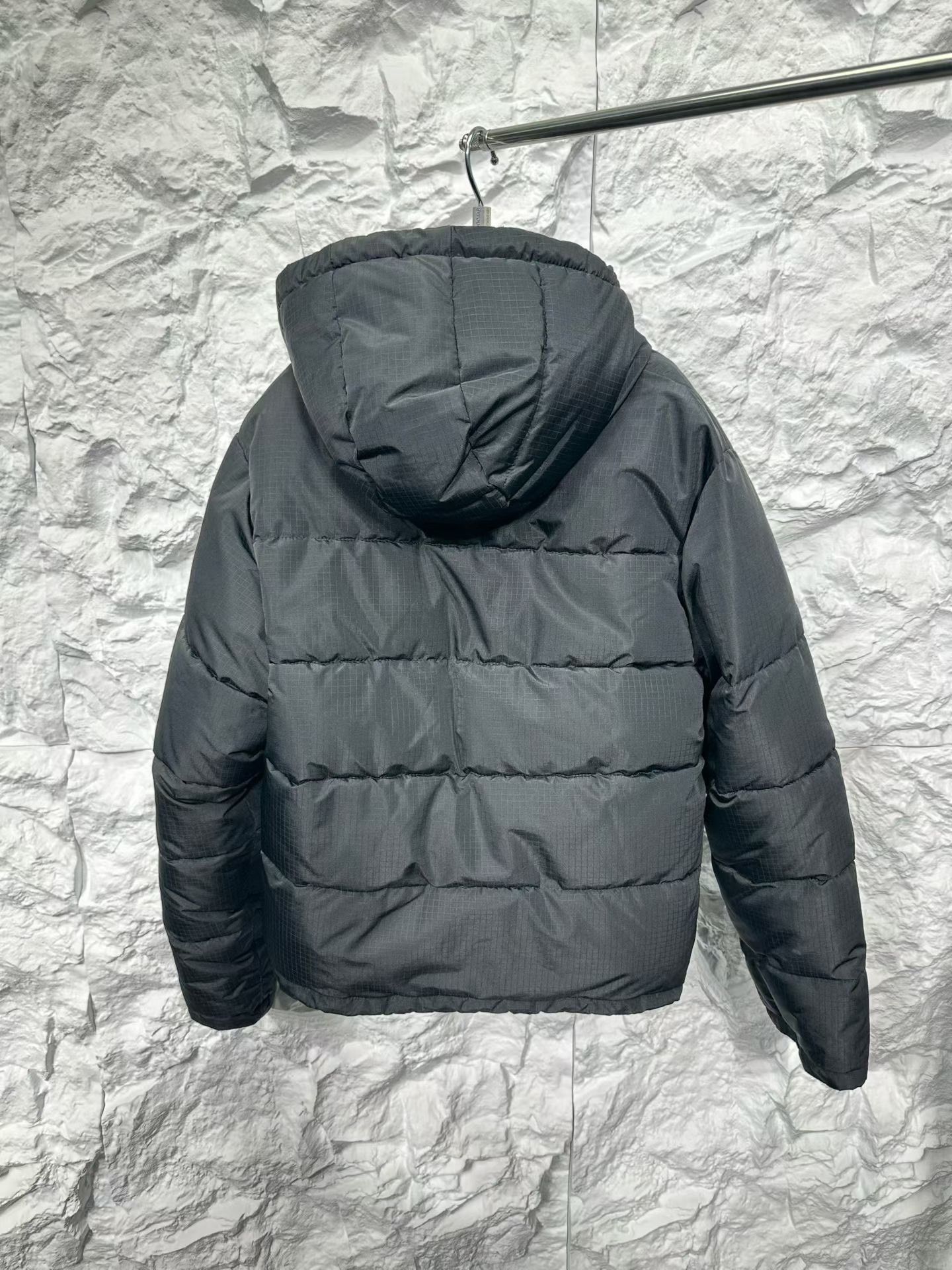 Balenciaga Balenciaga Embroidered Logo Hooded Puffer Size 34 Size XS / US 0-2 / IT 36-38 - 3 Thumbnail