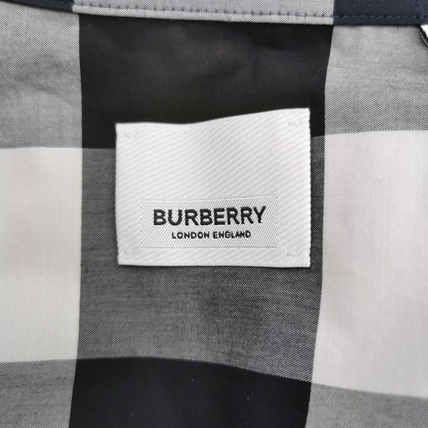 Burberry Burberry Men xs Button Ups Size US XS / EU 42 / 0 - 7 Thumbnail