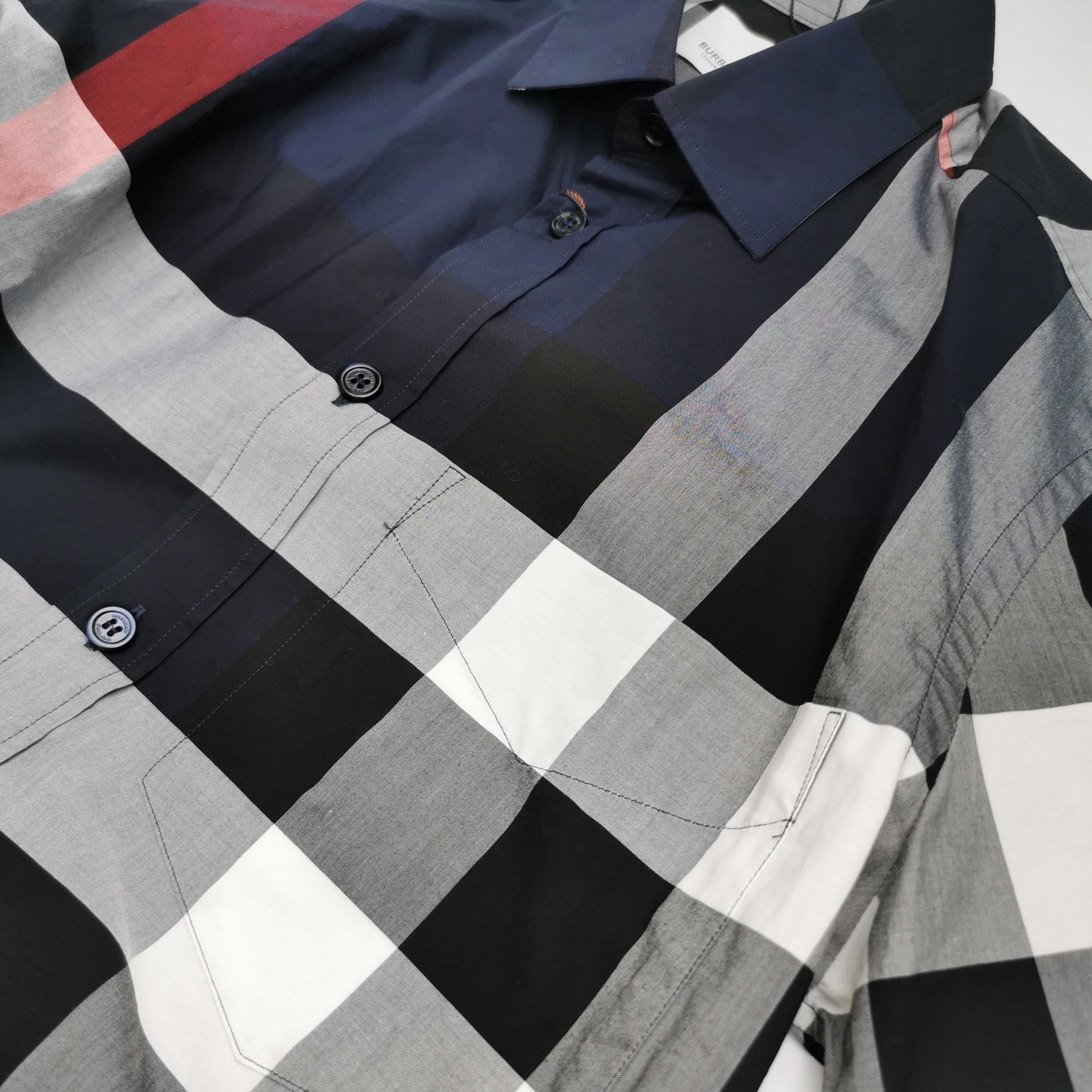 Burberry Burberry Men xs Button Ups Size US XS / EU 42 / 0 - 6 Thumbnail