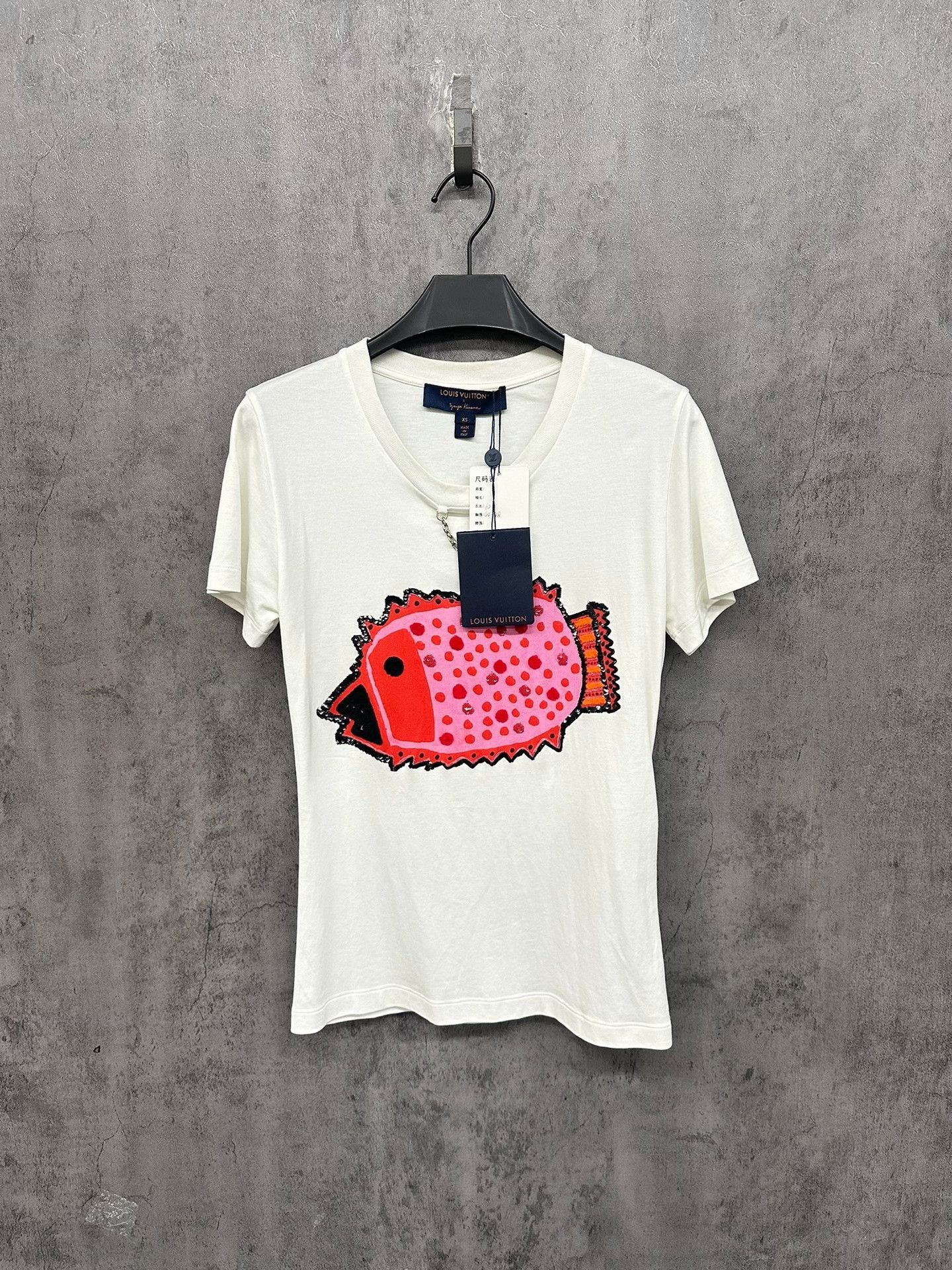 Louis Vuitton Louis Vuitton x Yayoi Kusama Fish Graphic T-Shirt XS Size XS / US 0-2 / IT 36-38 - 2 Thumbnail