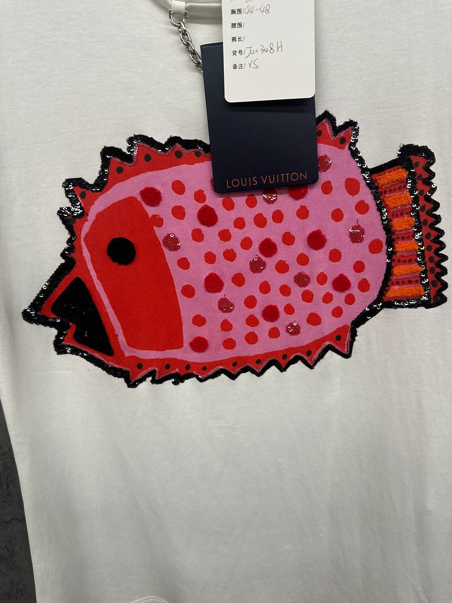 Louis Vuitton Louis Vuitton x Yayoi Kusama Fish Graphic T-Shirt XS Size XS / US 0-2 / IT 36-38 - 5 Thumbnail