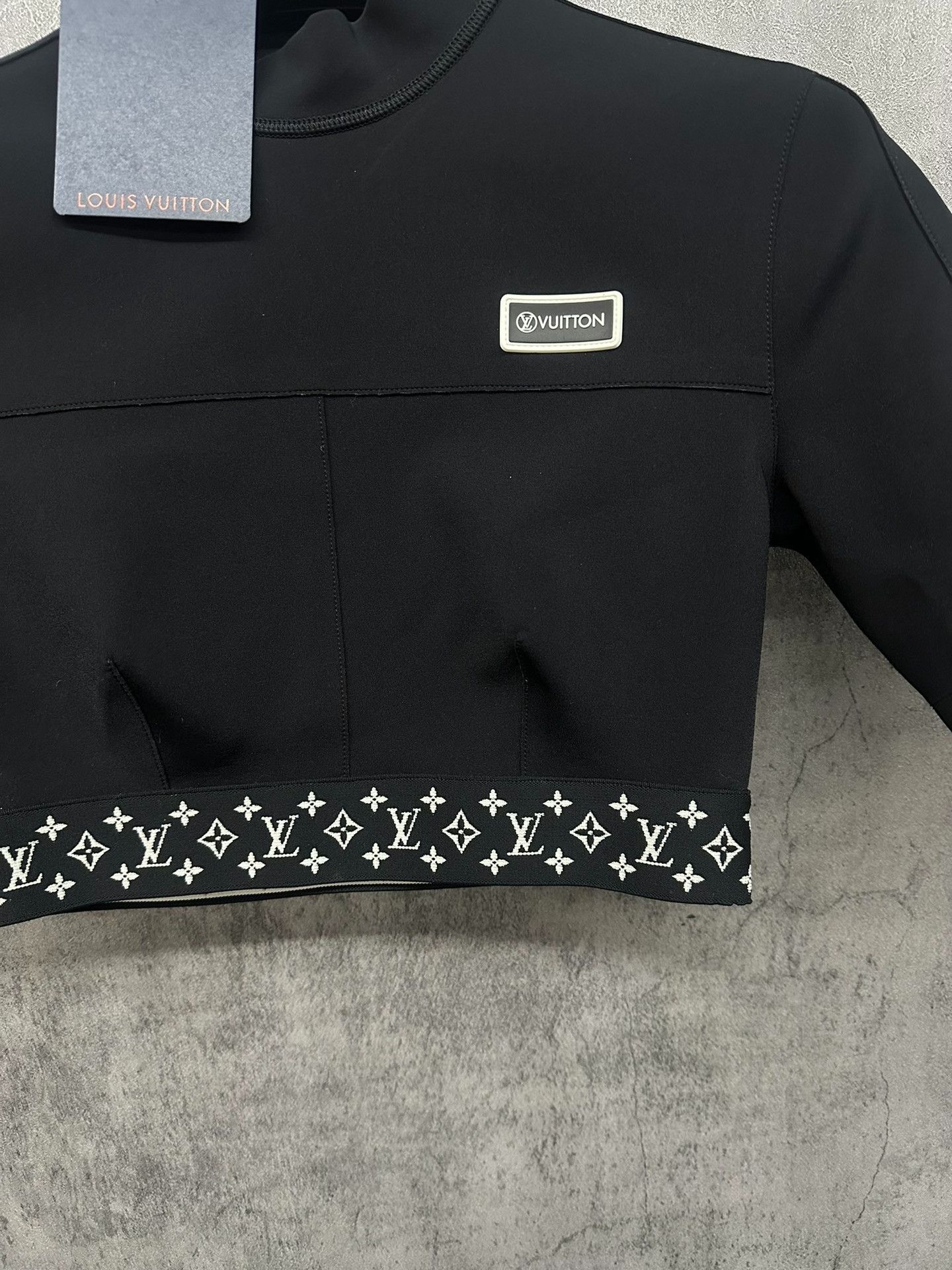 Louis Vuitton Louis Vuitton Monogram Hem Crop Top Size 34 Size XS / US 0-2 / IT 36-38 - 3 Thumbnail