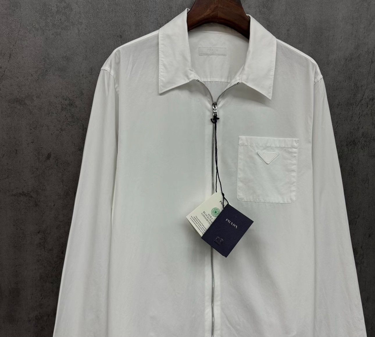 Prada Prada Triangle Logo Zippered Shirt Jacket Size M Size US M / EU 48-50 / 2 - 3 Thumbnail
