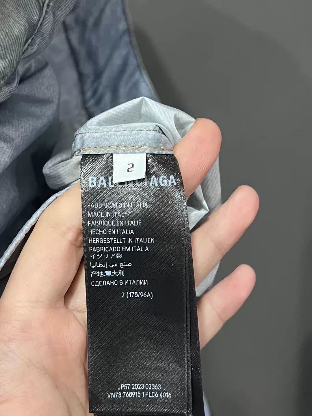 Balenciaga Balenciaga Digital Denim Print Jacket Size 2 Size US M / EU 48-50 / 2 - 5 Thumbnail