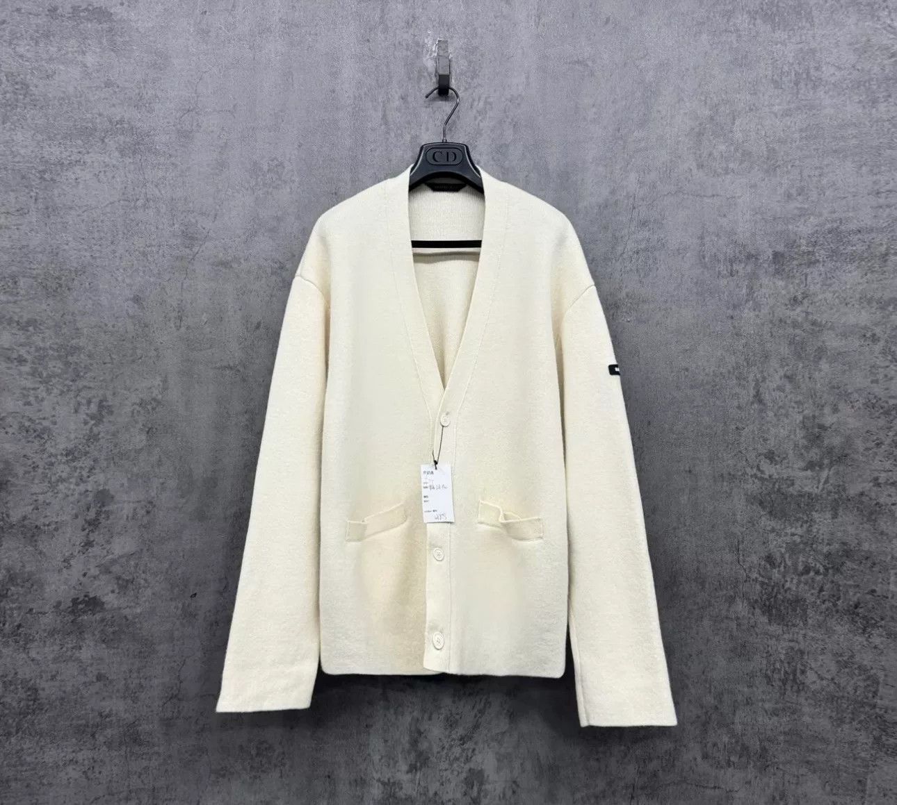 Balenciaga Balenciaga Sleeve Logo Patch Wool Cardigan Size 2 Size US M / EU 48-50 / 2 - 2 Thumbnail