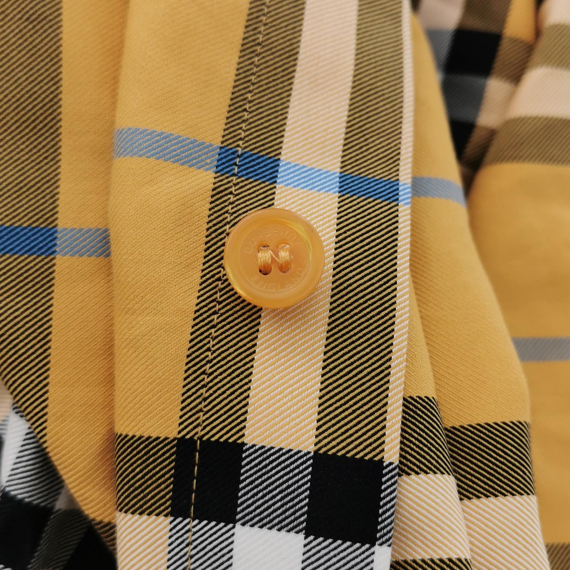 Burberry Burberry Men s Button Ups Size US S / EU 44-46 / 1 - 3 Thumbnail