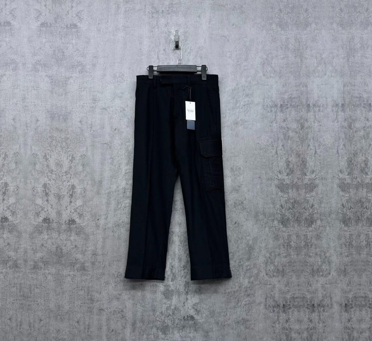 Dior Dior Wool Cargo Pants Size 44 Size US 28 / EU 44 - 2 Thumbnail