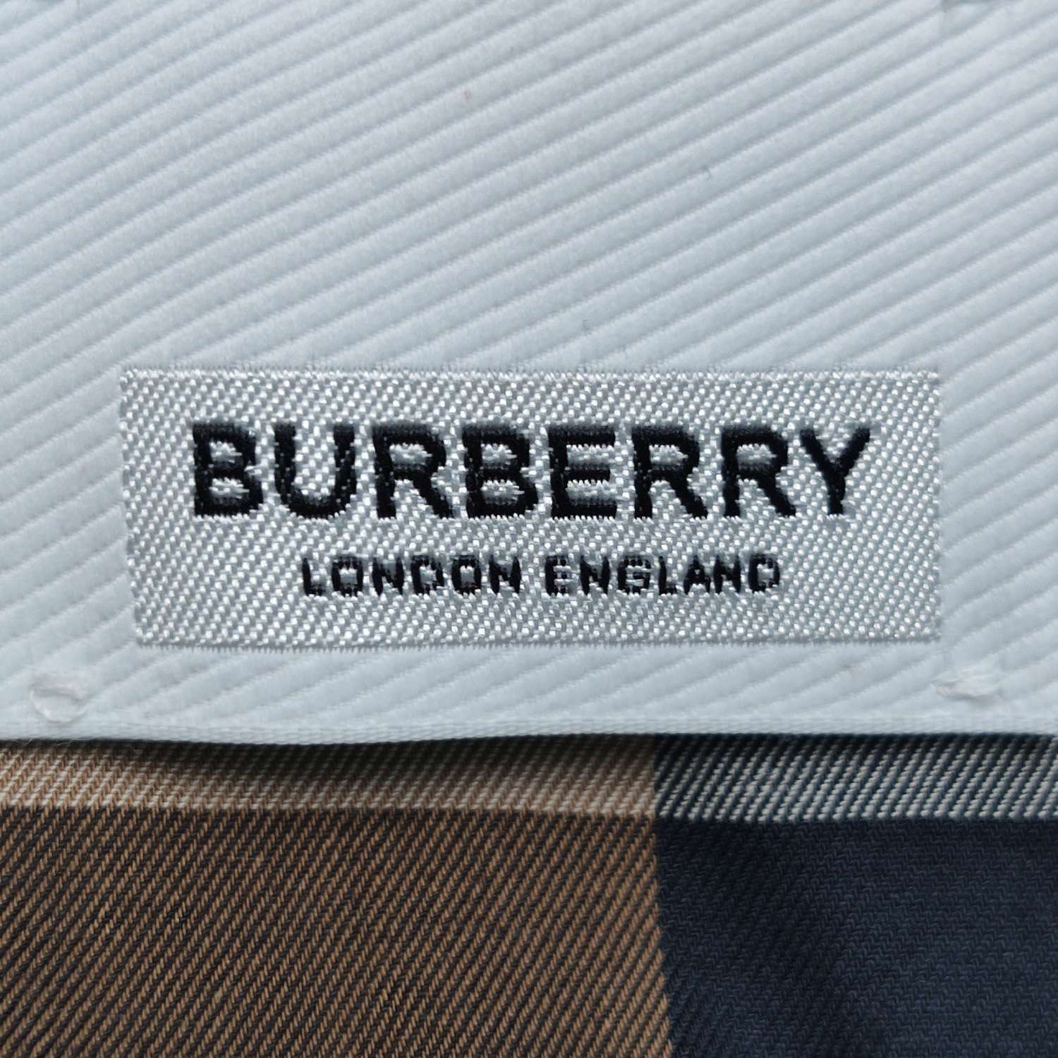 Burberry Burberry Men l Button Ups Size US L / EU 52-54 / 3 - 4 Thumbnail