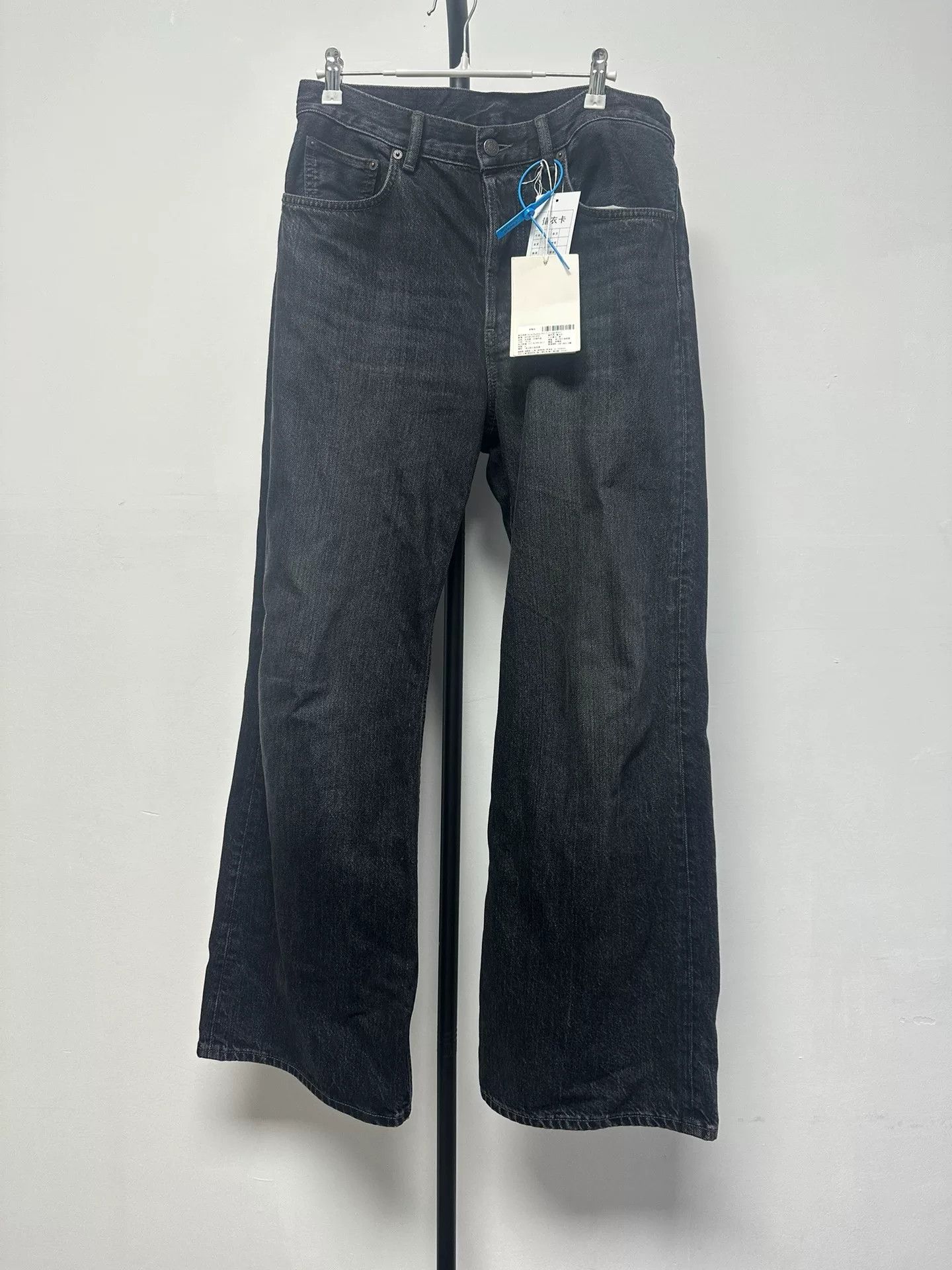 Acne Studios Acne Studios 2021M Vintage Black Jeans Size 30 Size US 30 / EU 46 - 2 Thumbnail