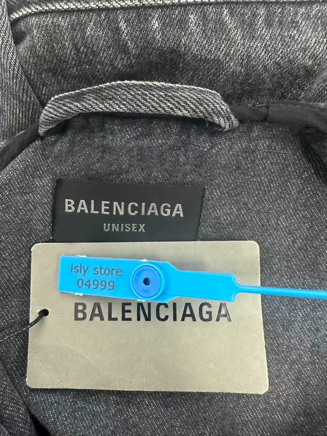 Balenciaga Balenciaga Hooded Washed Denim Jacket 1 Size US S / EU 44-46 / 1 - 5 Thumbnail