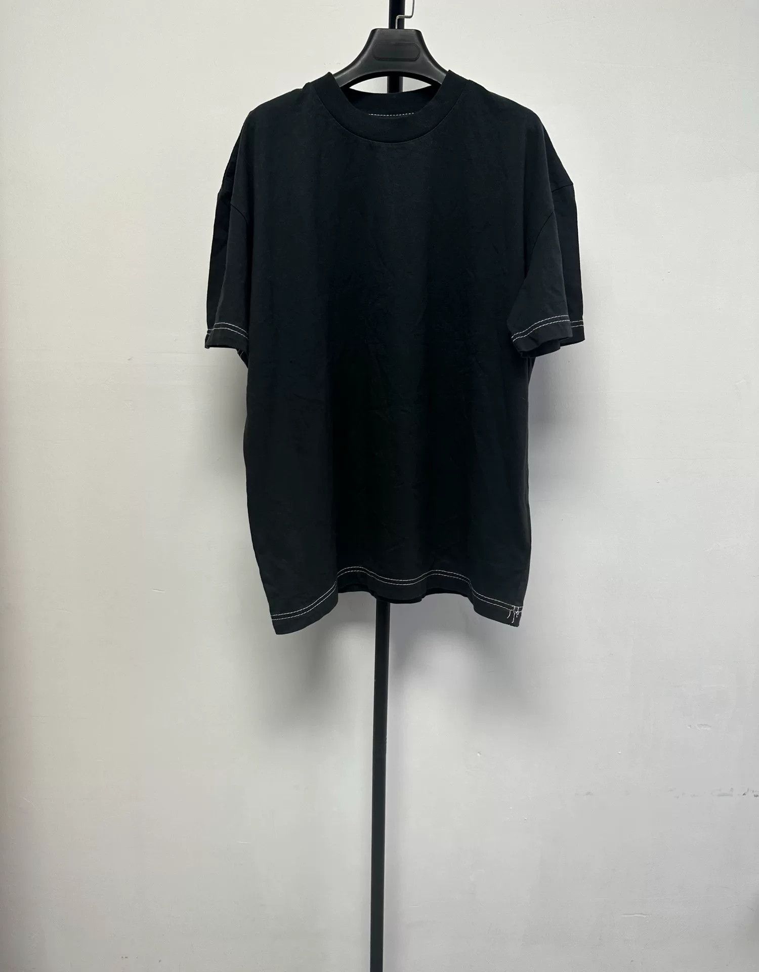 Acne Studios Acne Studios Embroidered Logo T-Shirt S Size US S / EU 44-46 / 1 - 2 Thumbnail