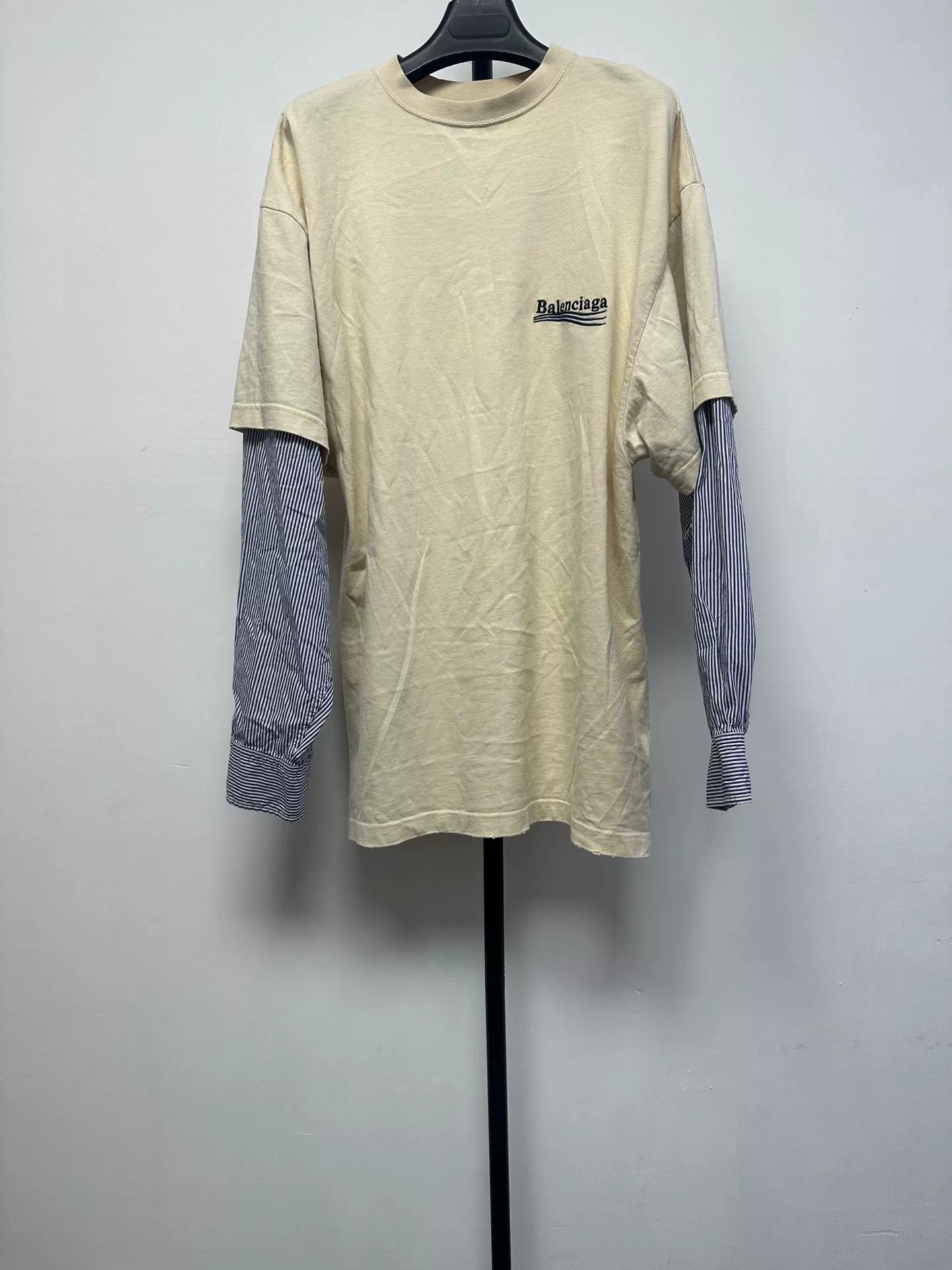 Balenciaga Balenciaga Layered Trompe L'oeil Long Sleeve T-Shirt US M Size US M / EU 48-50 / 2 - 2 Thumbnail