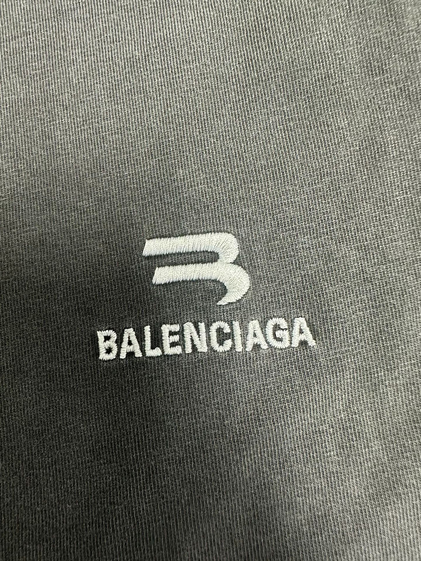 Balenciaga Balenciaga Logo Print T-Shirt 1 Size US S / EU 44-46 / 1 - 4 Thumbnail