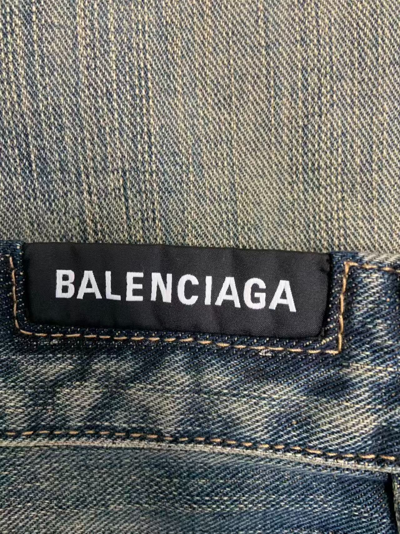 Balenciaga Balenciaga Washed Flare Jeans XS Size US 28 / EU 44 - 4 Thumbnail