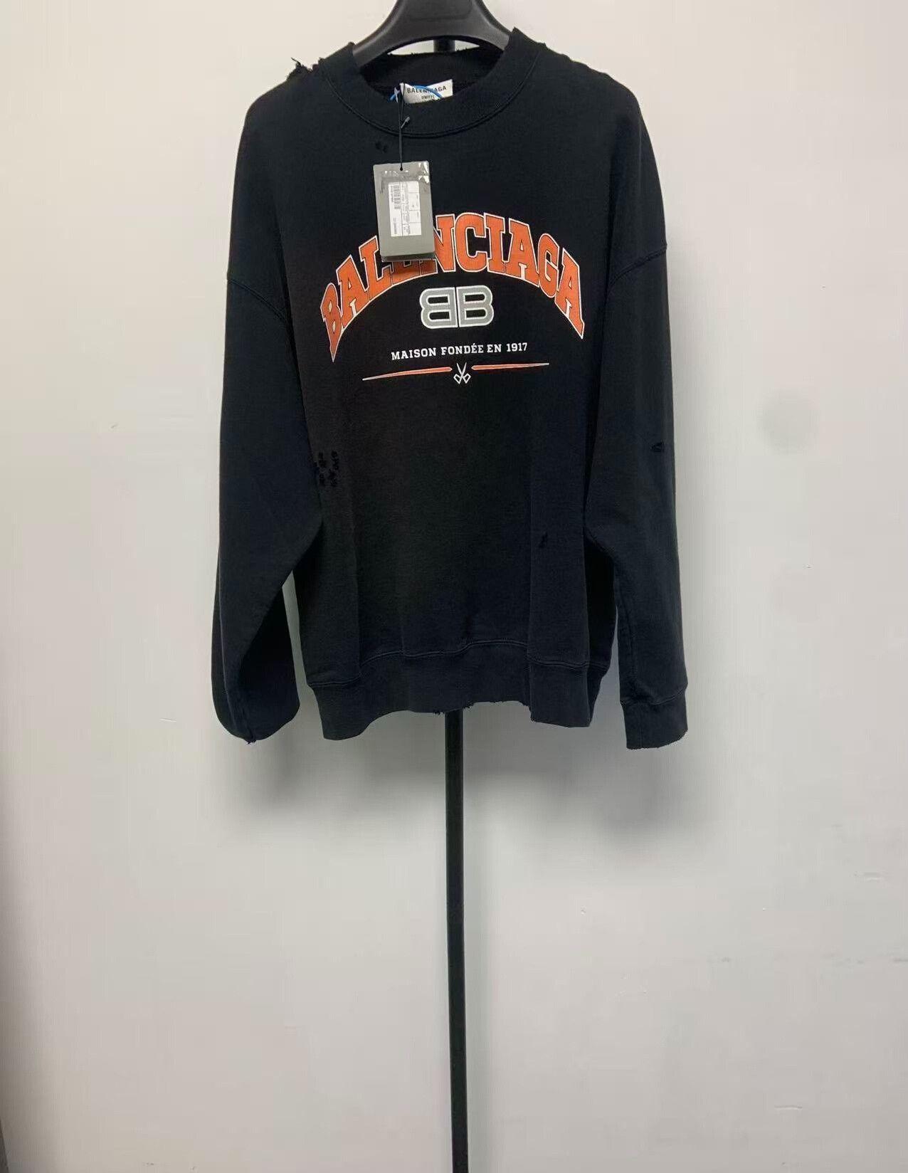 Balenciaga Balenciaga Distressed Arch Logo Sweatshirt XS Size US XS / EU 42 / 0 - 2 Thumbnail
