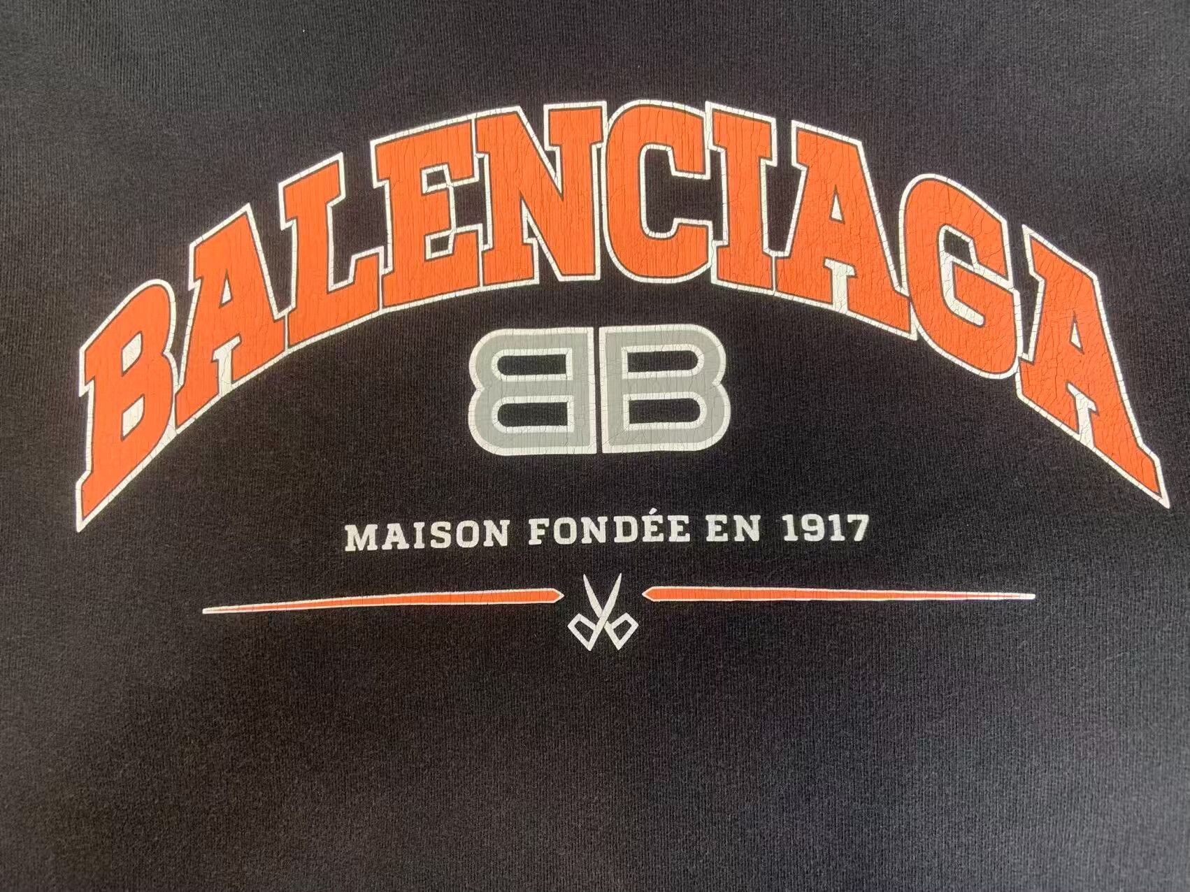Balenciaga Balenciaga Distressed Arch Logo Sweatshirt XS Size US XS / EU 42 / 0 - 4 Thumbnail