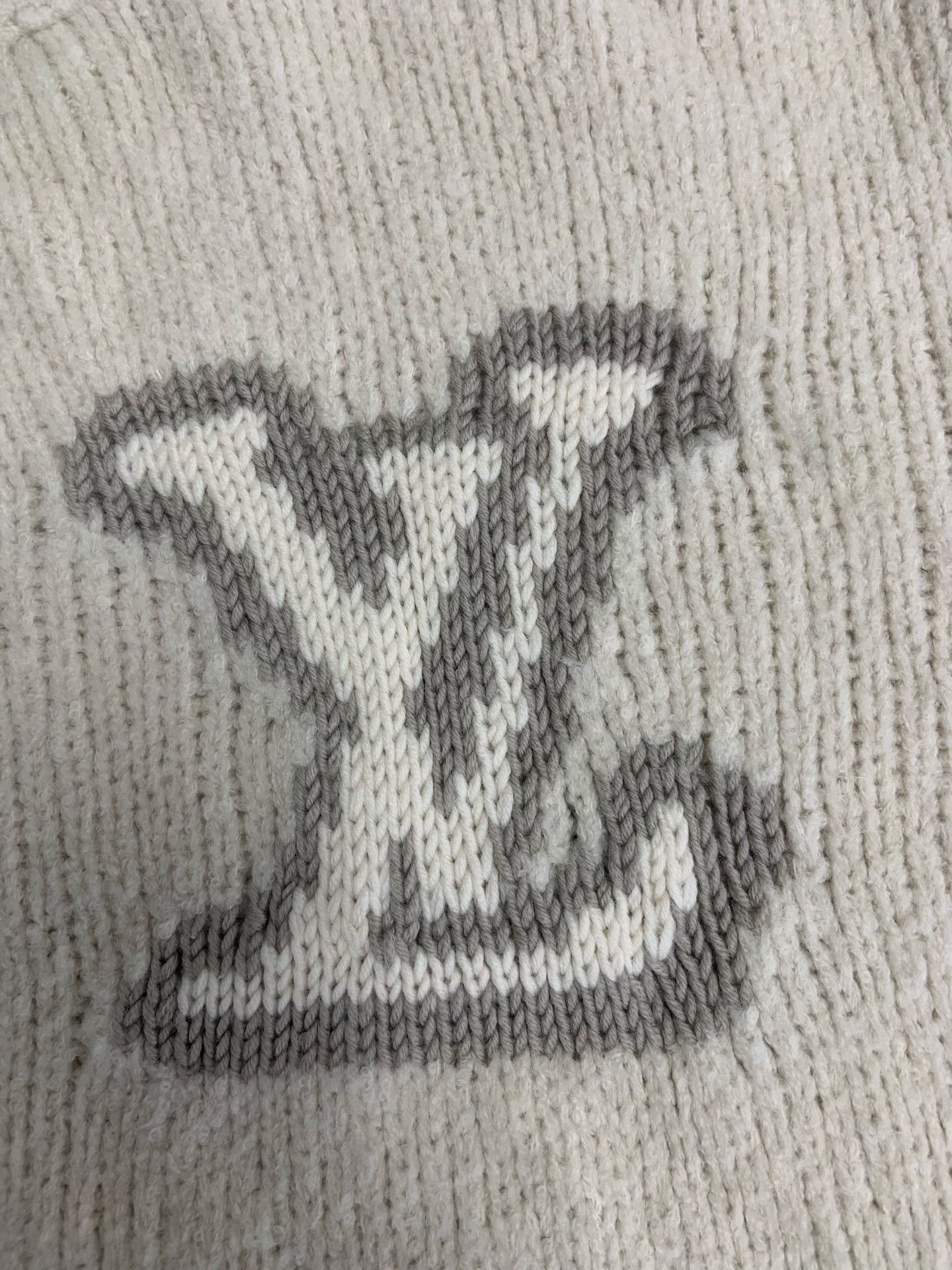 Louis Vuitton Louis Vuitton LV Intarsia Crewneck Sweater Size M Size US M / EU 48-50 / 2 - 4 Thumbnail