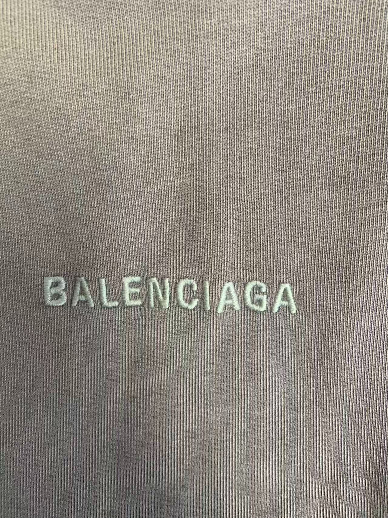 Balenciaga Balenciaga Washed Logo Hoodie L Size US L / EU 52-54 / 3 - 4 Thumbnail