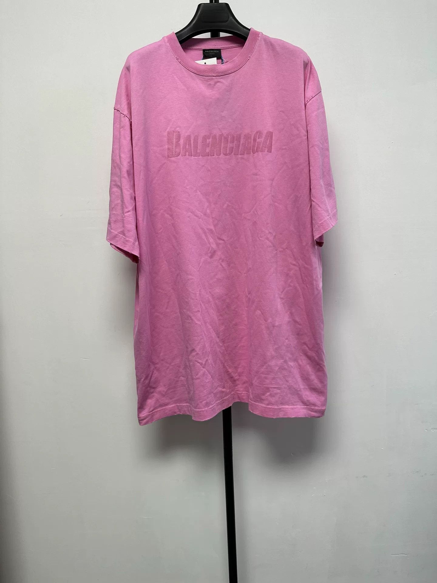 Balenciaga Balenciaga Pink Logo Distressed T-Shirt XS Size US XS / EU 42 / 0 - 2 Thumbnail