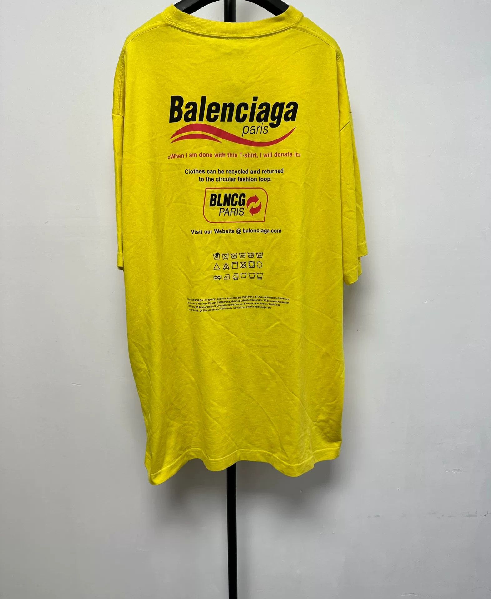 Balenciaga Balenciaga Graphic Print T-Shirt Size S Size US S / EU 44-46 / 1 - 3 Thumbnail
