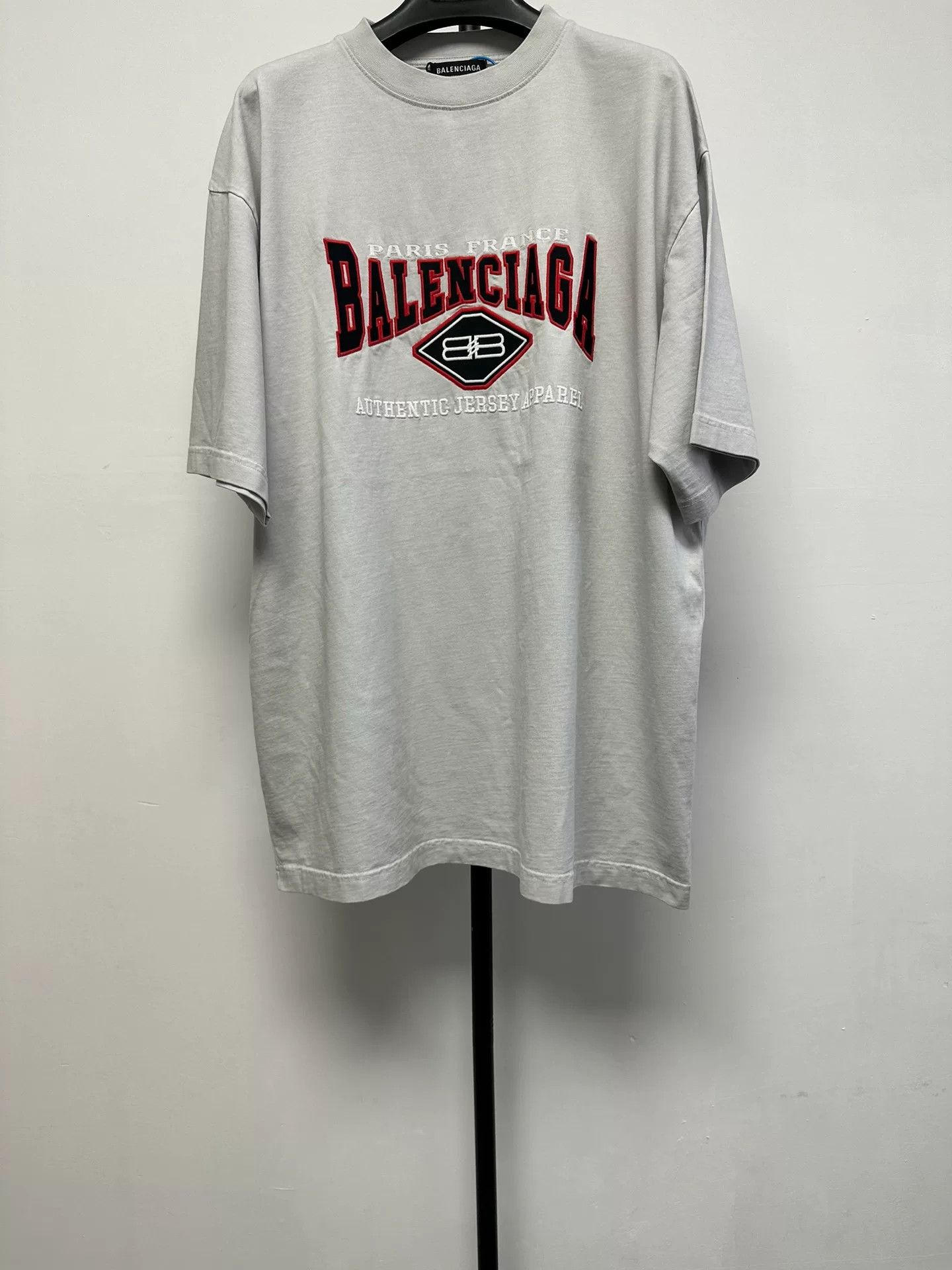 Balenciaga Balenciaga Logo Graphic Jersey T-Shirt S Size US S / EU 44-46 / 1 - 2 Thumbnail