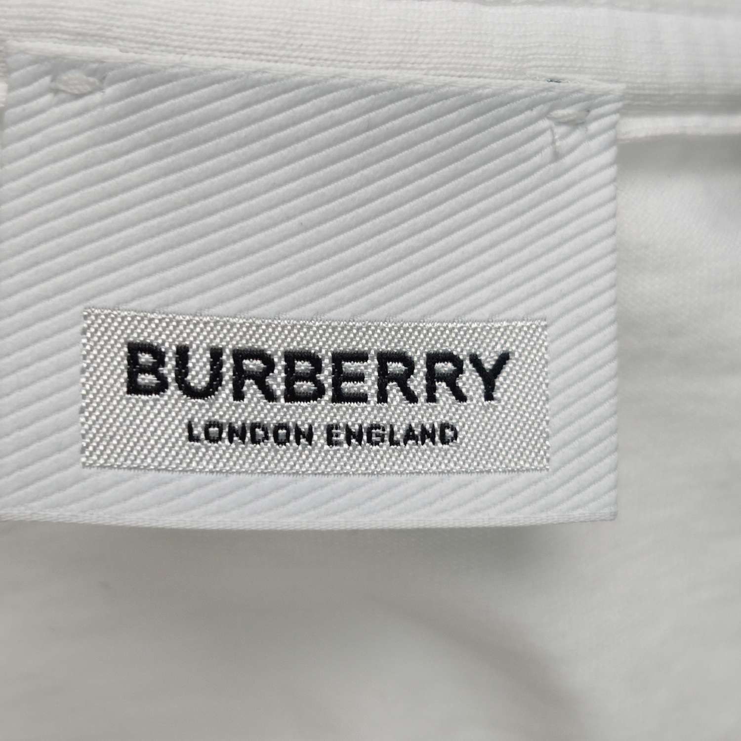 Burberry Burberry Men l Short Sleeve Shirts Size US L / EU 52-54 / 3 - 5 Thumbnail