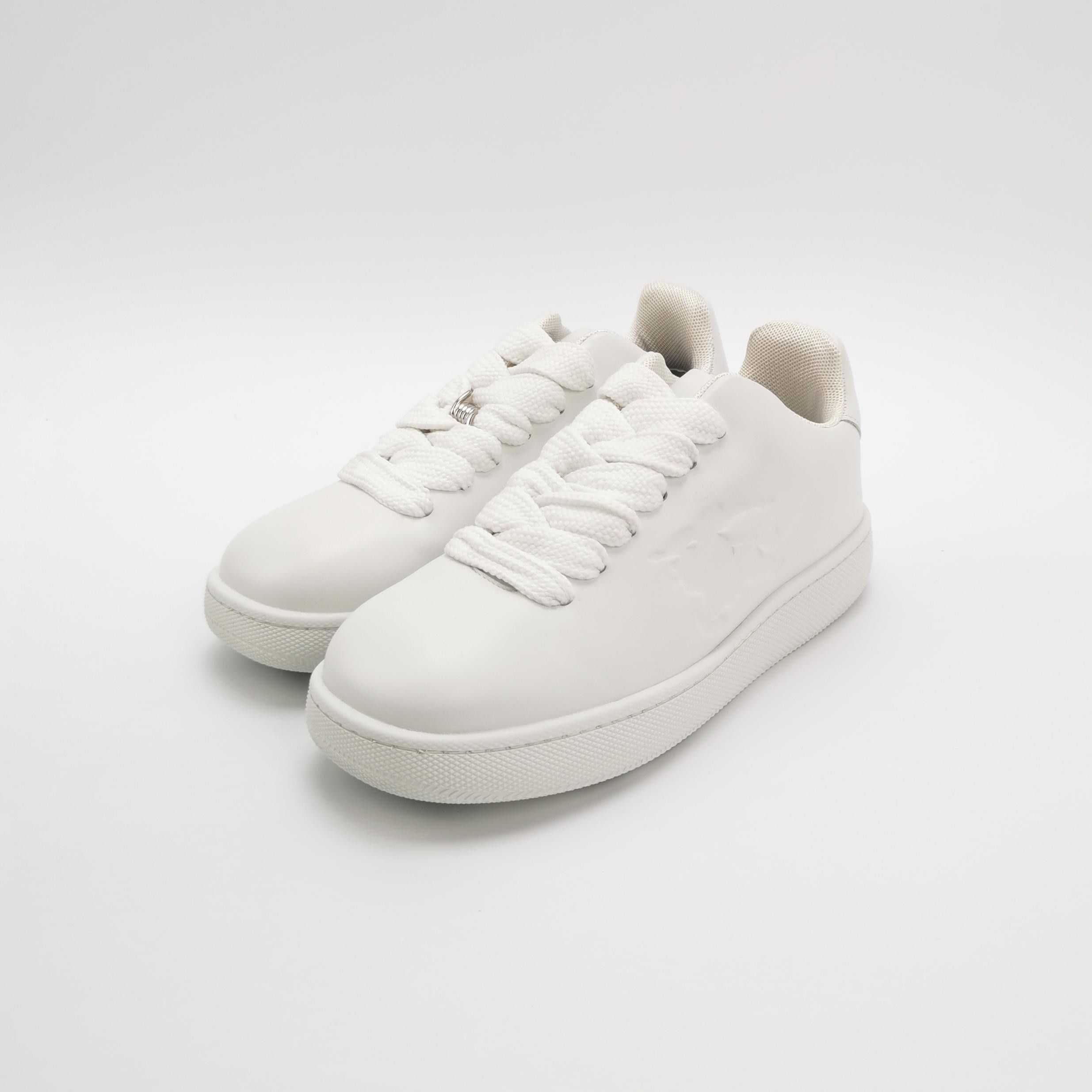 Burberry Burberry Men 10 Lowtop Sneakers Size US 10 / EU 43 - 2 Thumbnail