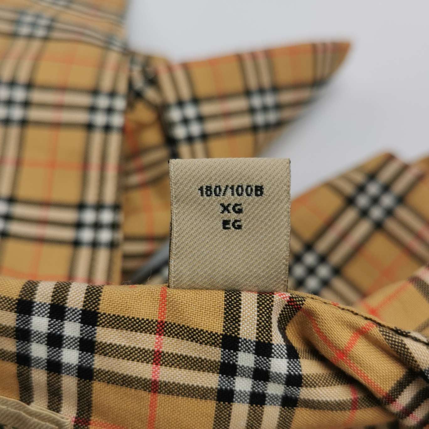 Burberry Burberry Men xl Button Ups Size US XL / EU 56 / 4 - 8 Thumbnail