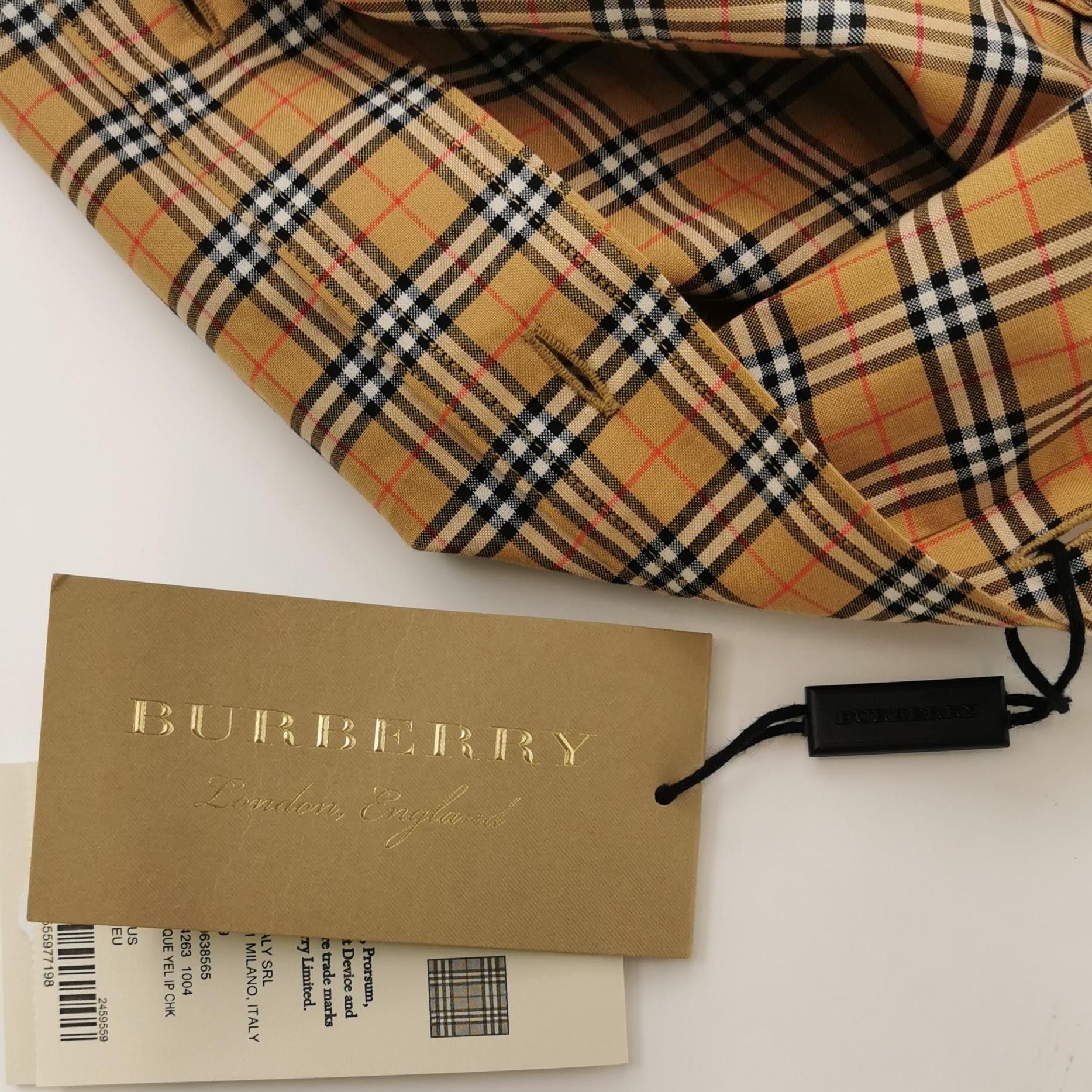 Burberry Burberry Men xl Button Ups Size US XL / EU 56 / 4 - 5 Thumbnail