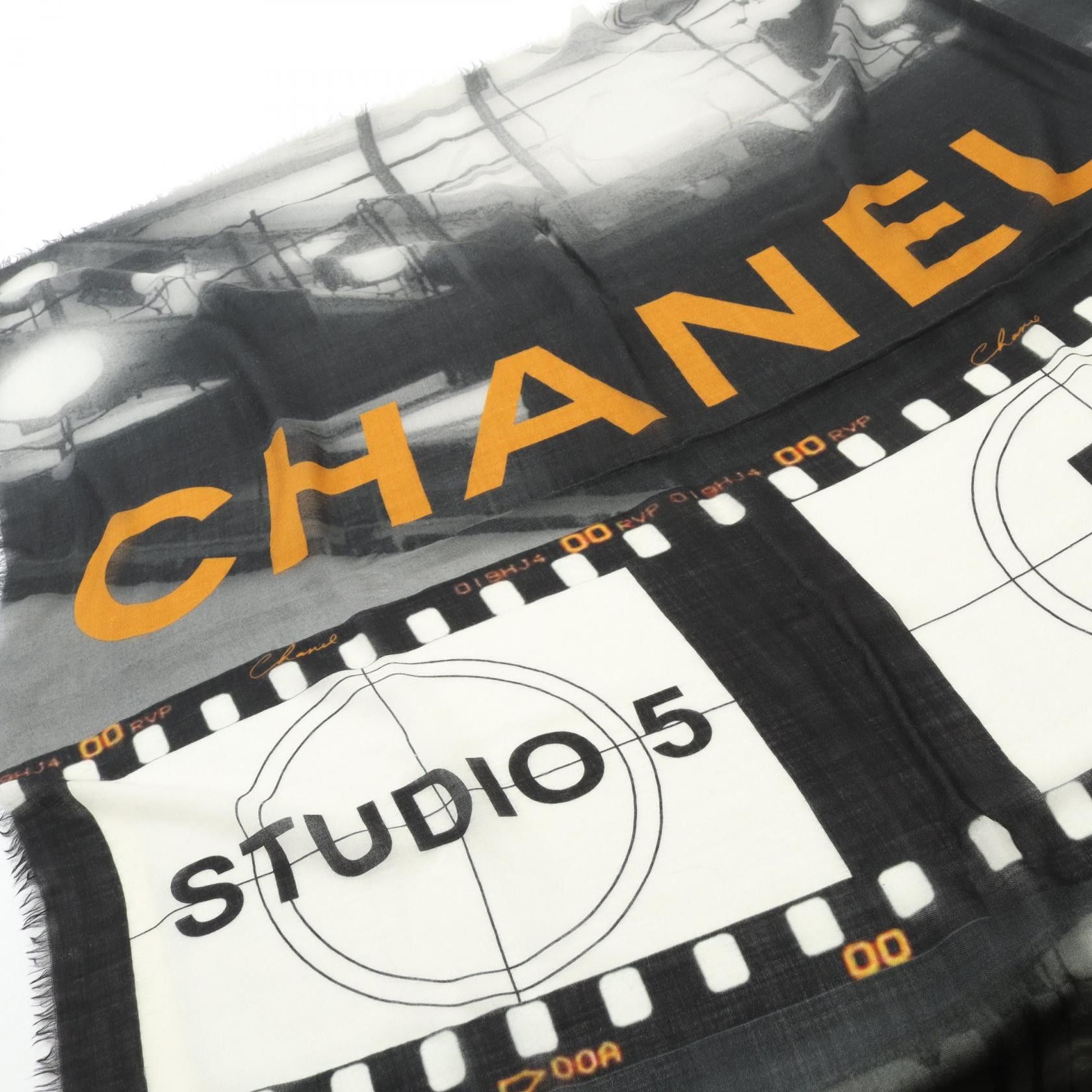 Chanel Chanel Chanel Logo Cashmere Scarf Textile Scarf DUTY FREE for USA Size ONE SIZE - 2 Thumbnail