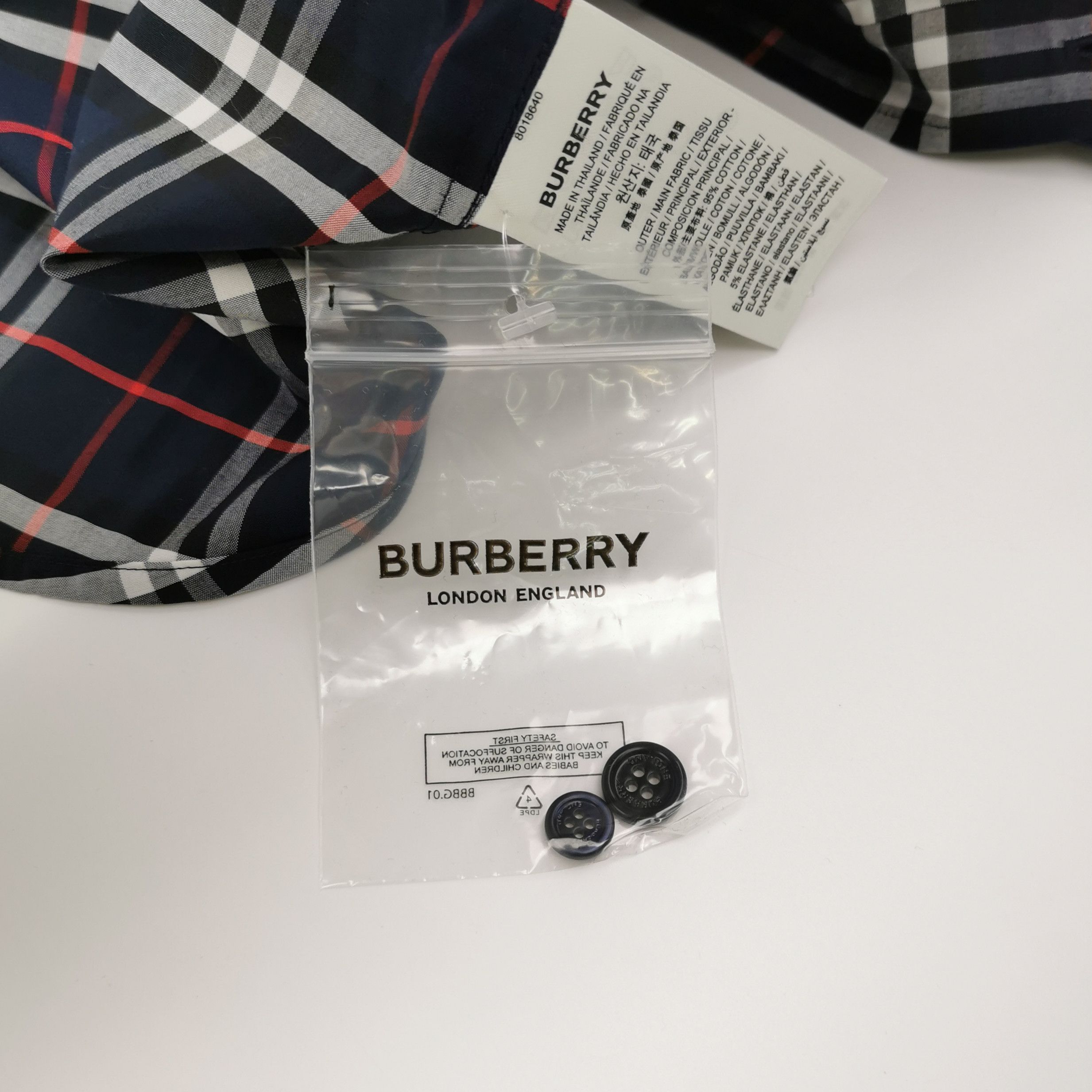Burberry Burberry Men xs Button Ups Size US XS / EU 42 / 0 - 4 Thumbnail