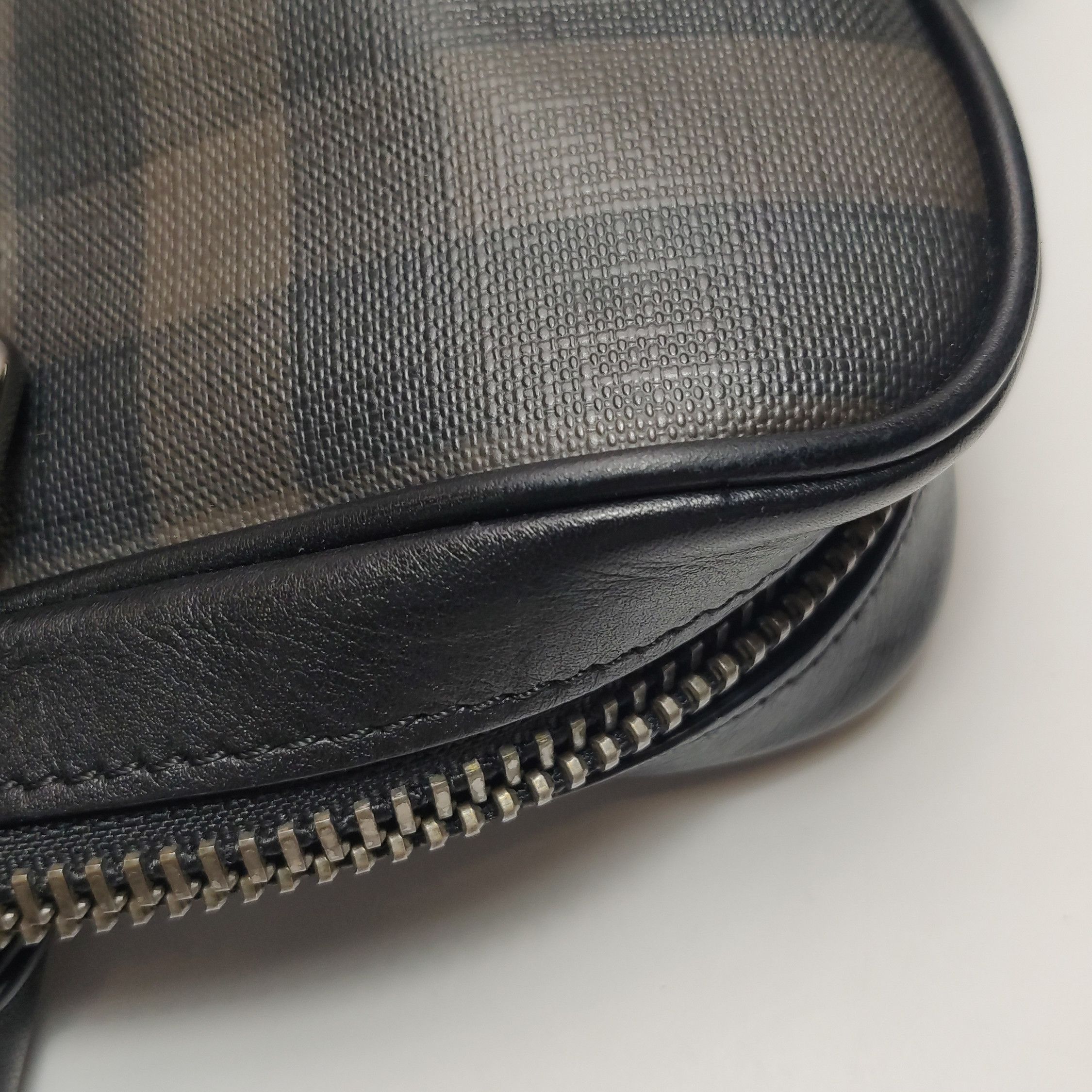 Burberry Burberry Men one size Bags Luggage Size ONE SIZE - 16 Thumbnail