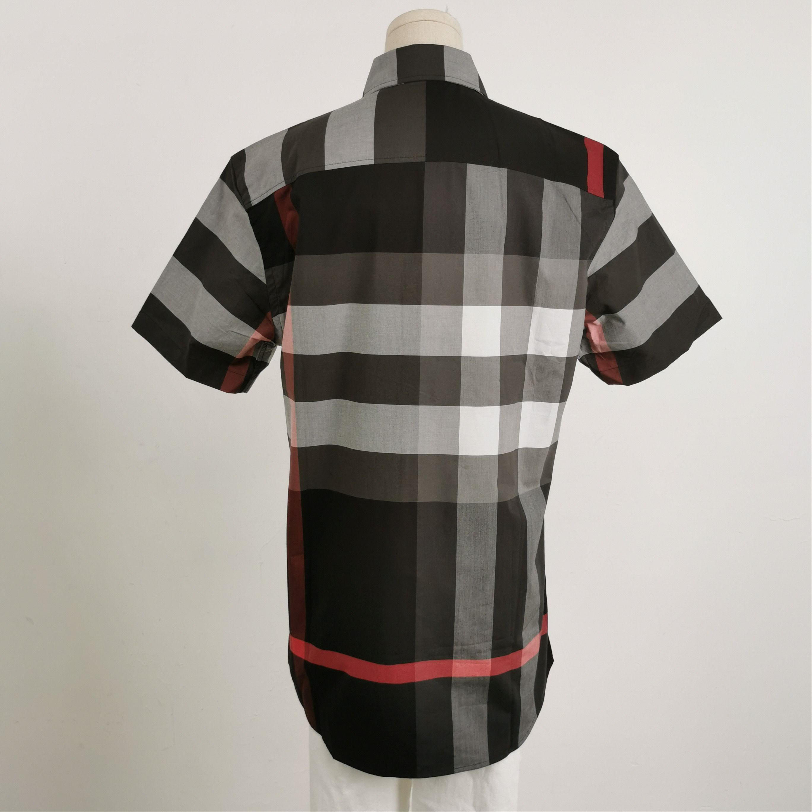 Burberry Burberry Men xs Button Ups Size US XS / EU 42 / 0 - 2 Thumbnail