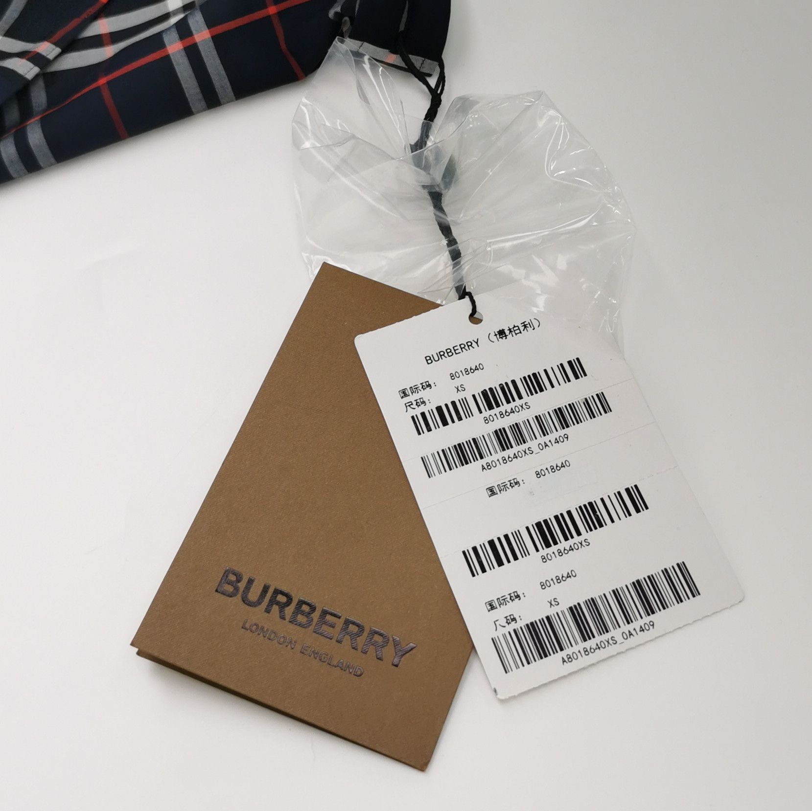 Burberry Burberry Men xs Button Ups Size US XS / EU 42 / 0 - 3 Thumbnail