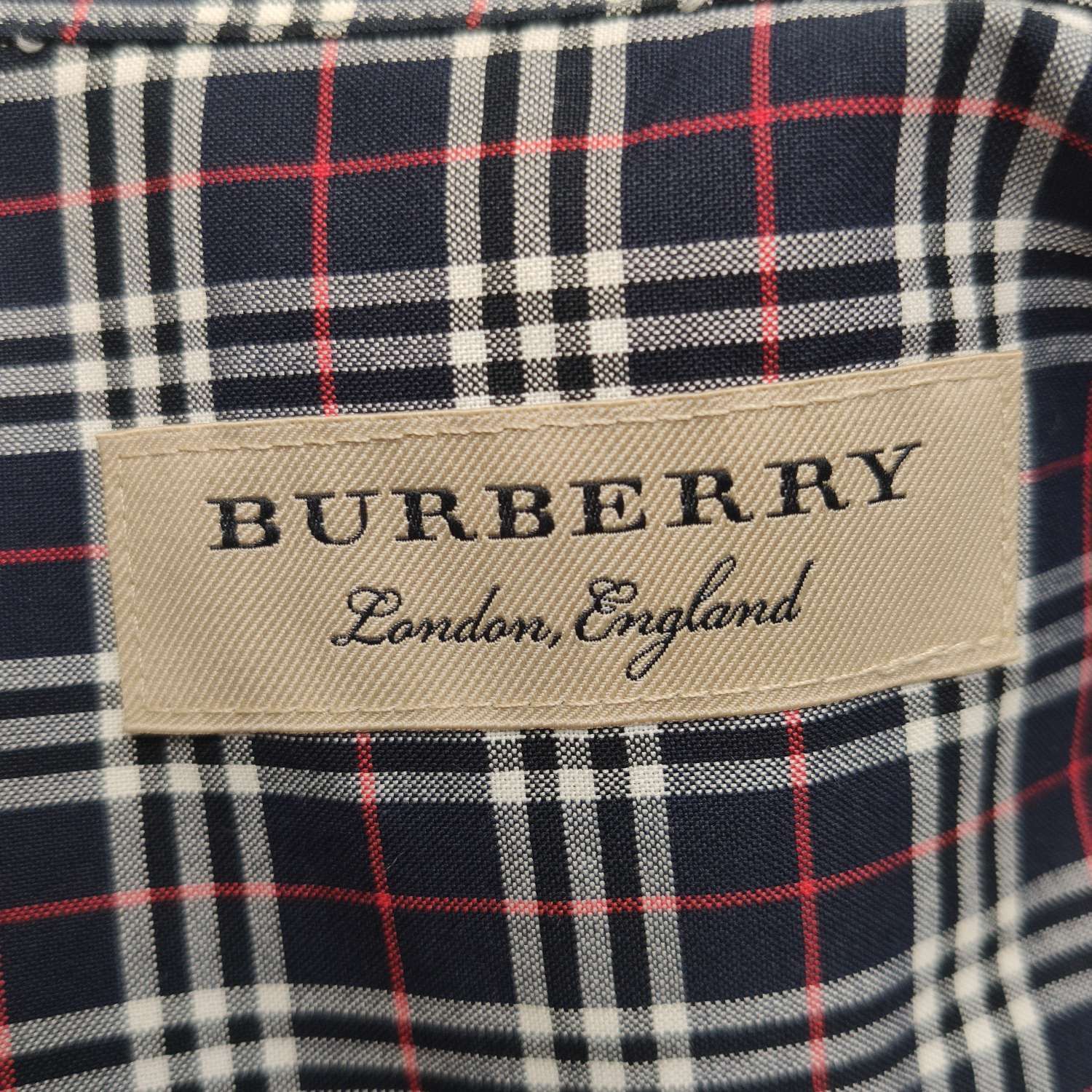 Burberry Burberry Men s Button Ups Size US S / EU 44-46 / 1 - 6 Thumbnail