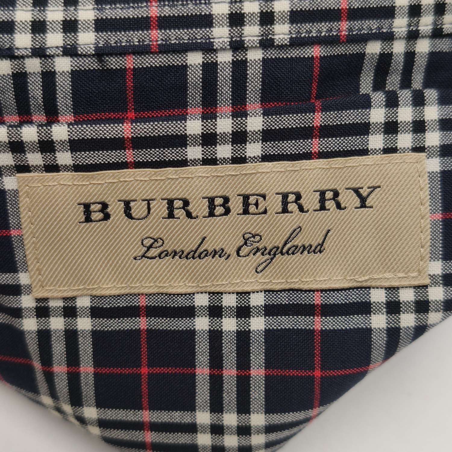 Burberry Burberry Men xl Button Ups Size US XL / EU 56 / 4 - 6 Thumbnail