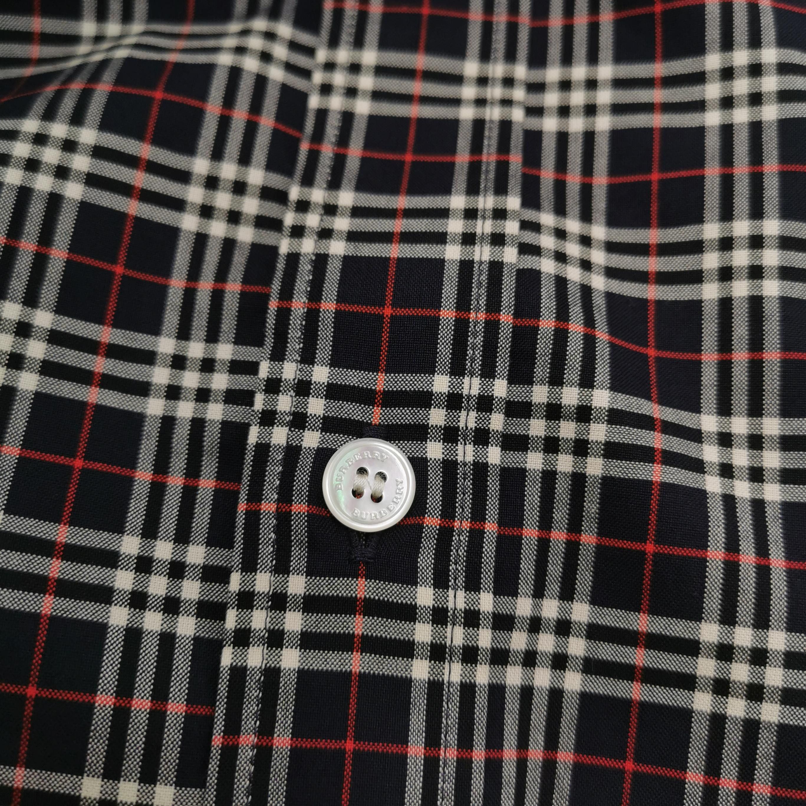 Burberry Burberry Men xl Button Ups Size US XL / EU 56 / 4 - 3 Thumbnail