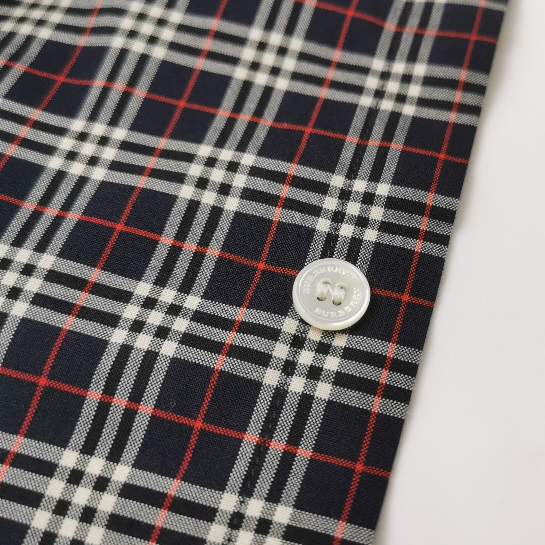 Burberry Burberry Men s Button Ups Size US S / EU 44-46 / 1 - 3 Thumbnail