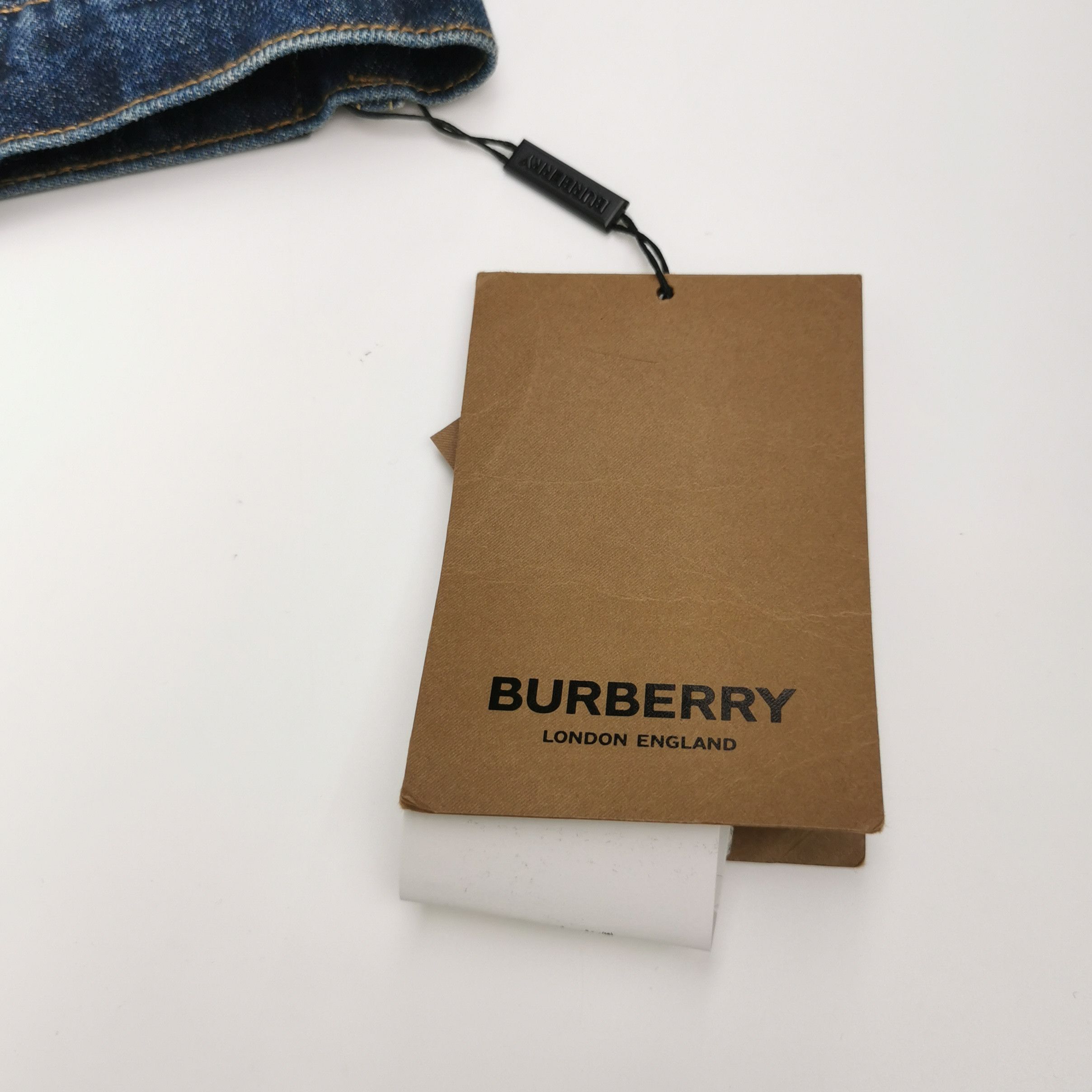 Burberry Burberry Men 26 Casual Pants Size US 26 / EU 42 - 4 Thumbnail