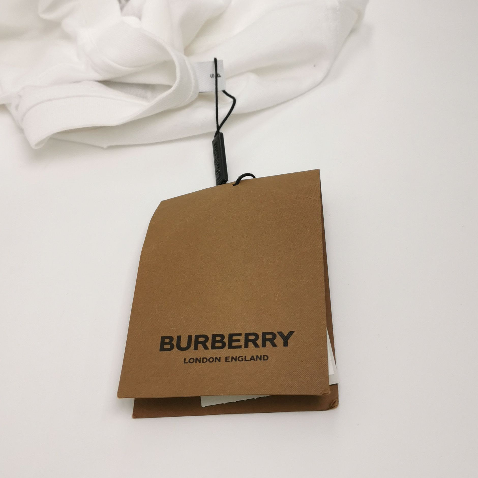 Burberry Burberry Men s Short Sleeve Shirts Size US S / EU 44-46 / 1 - 4 Thumbnail