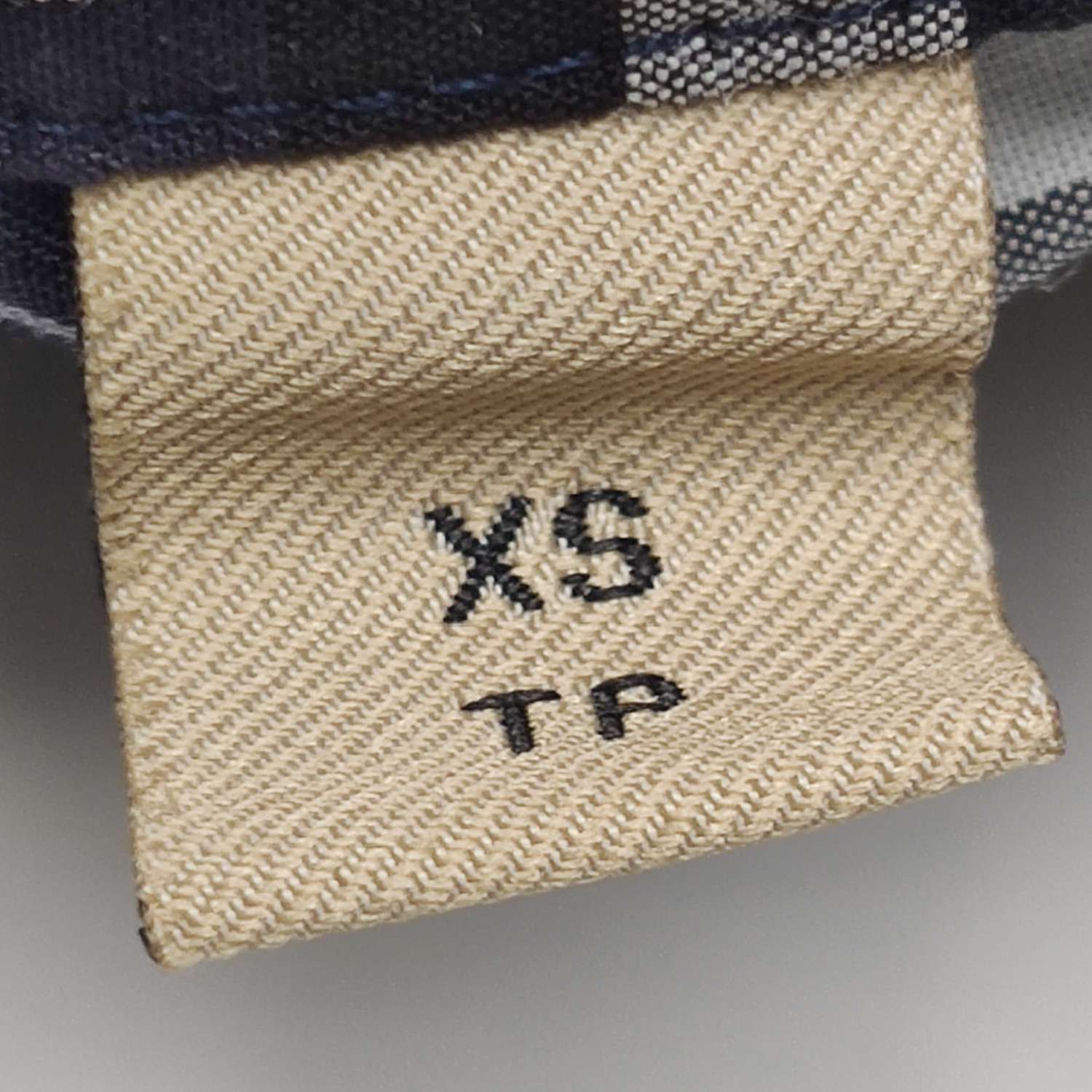 Burberry Burberry Men xs Button Ups Size US XS / EU 42 / 0 - 6 Thumbnail