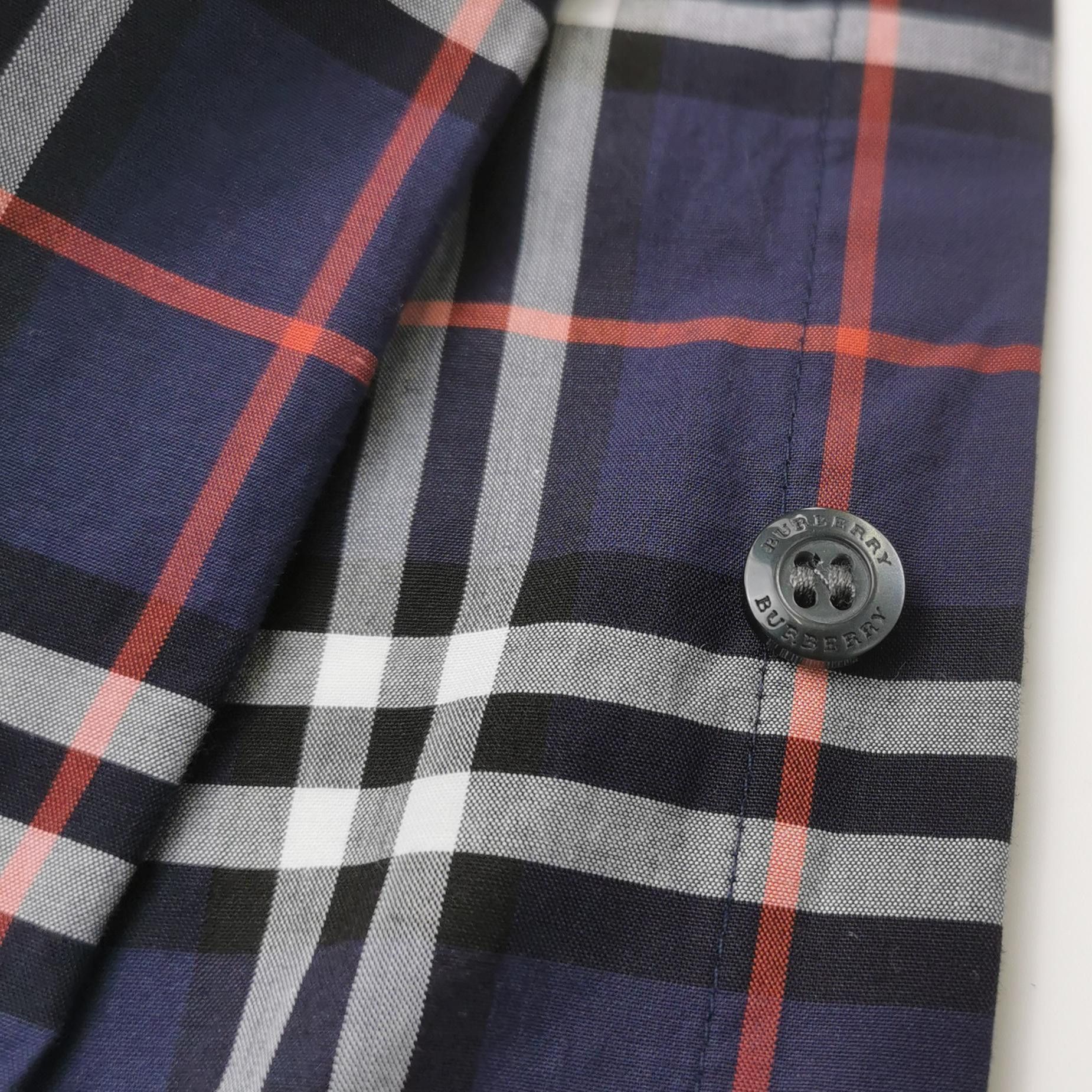 Burberry Burberry Men xs Button Ups Size US XS / EU 42 / 0 - 3 Thumbnail