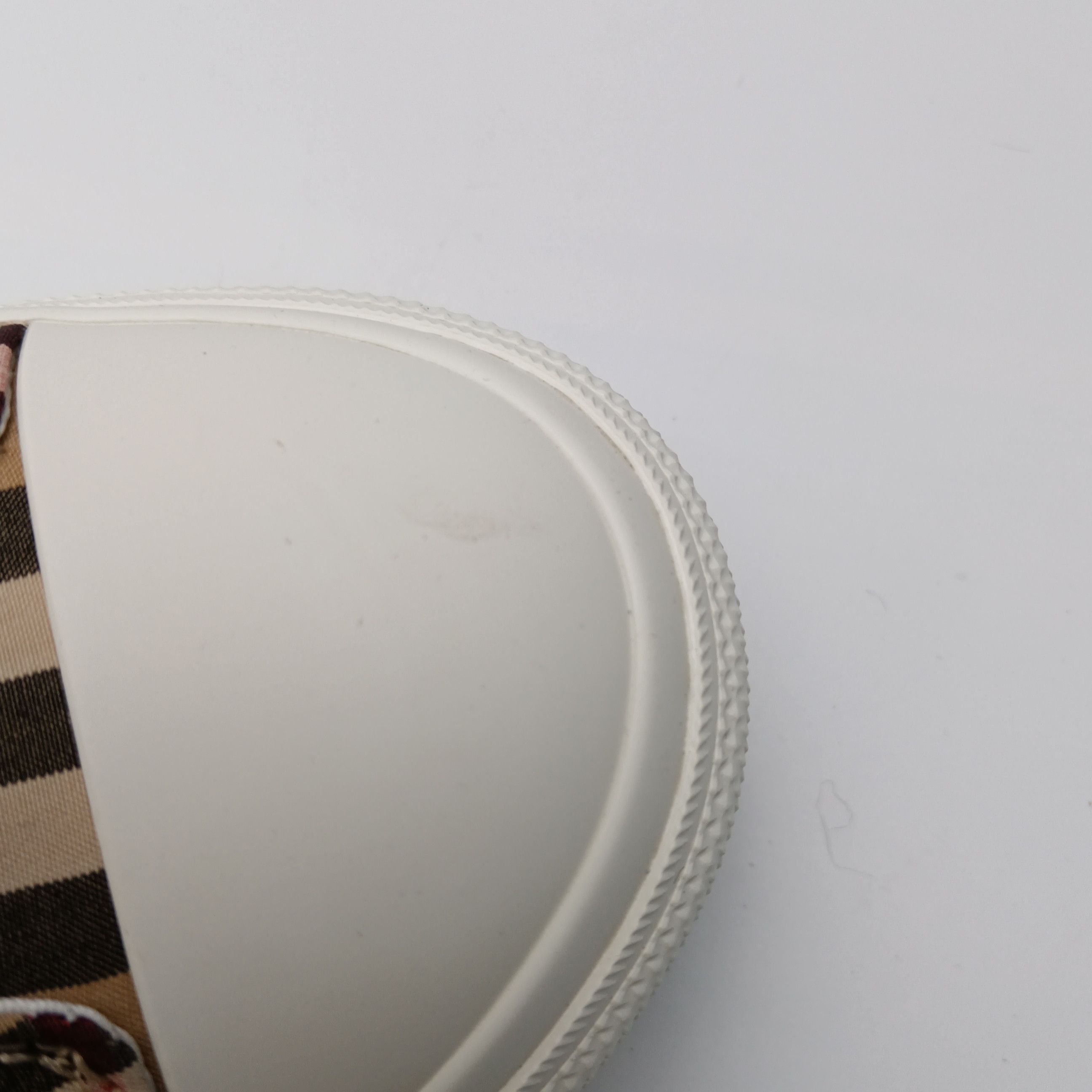 Burberry Burberry Men 8 Lowtop Sneakers Size US 8 / EU 41 - 8 Thumbnail