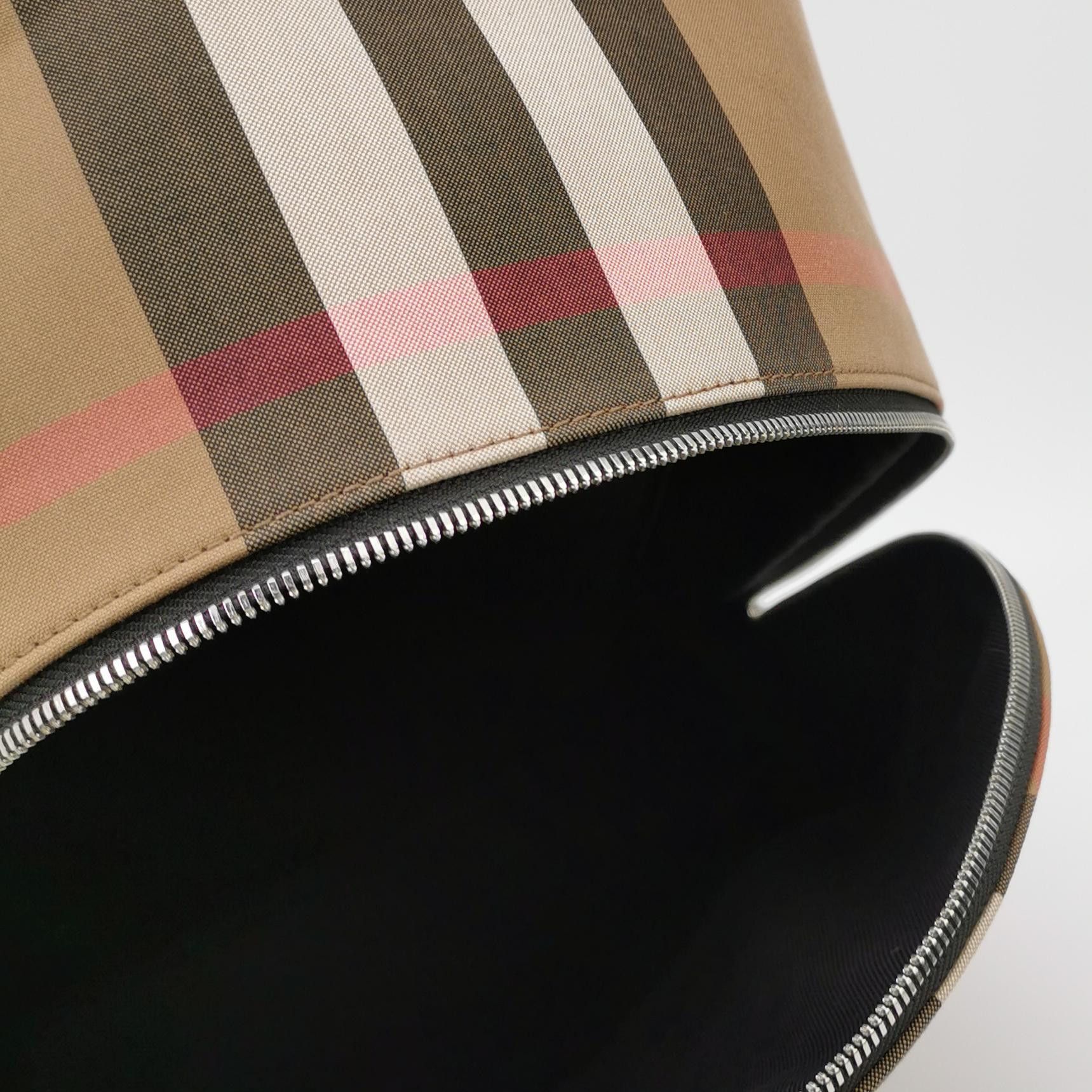 Burberry Burberry Men one size Bags Luggage Size ONE SIZE - 7 Thumbnail