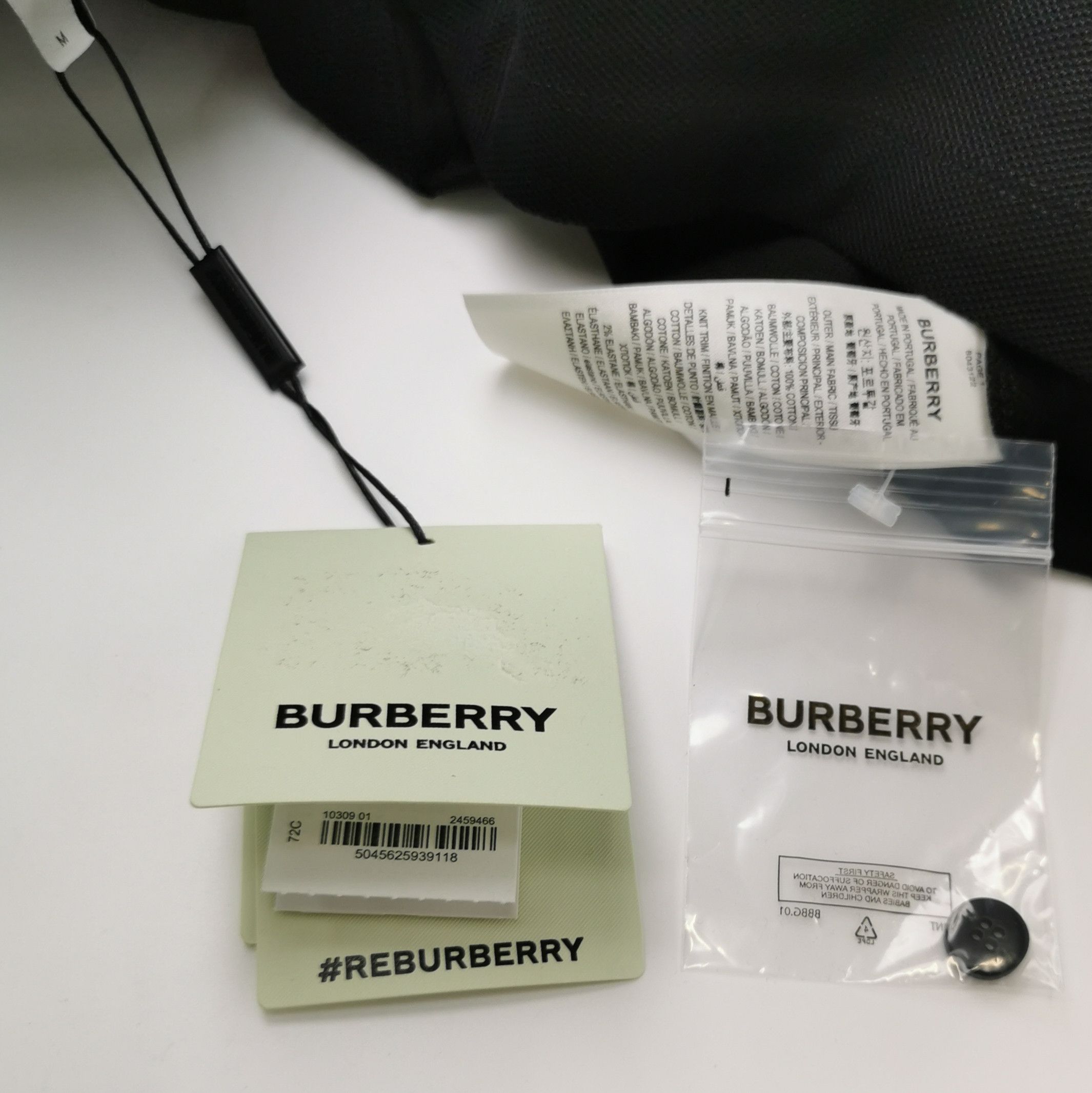 Burberry Burberry Men m Short Sleeve Shirts Size US M / EU 48-50 / 2 - 4 Thumbnail