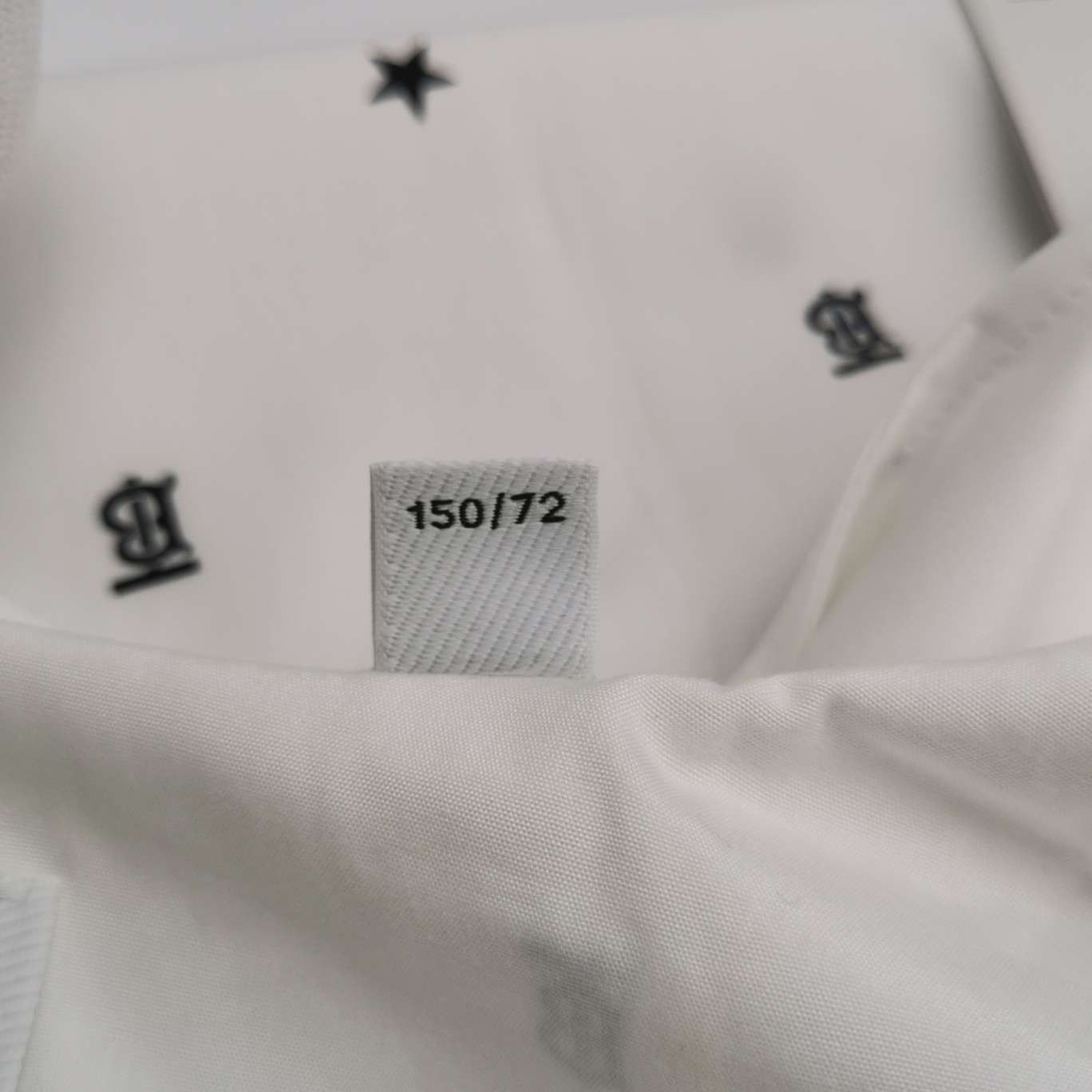 Burberry Burberry Men m Button Ups Size US M / EU 48-50 / 2 - 7 Thumbnail