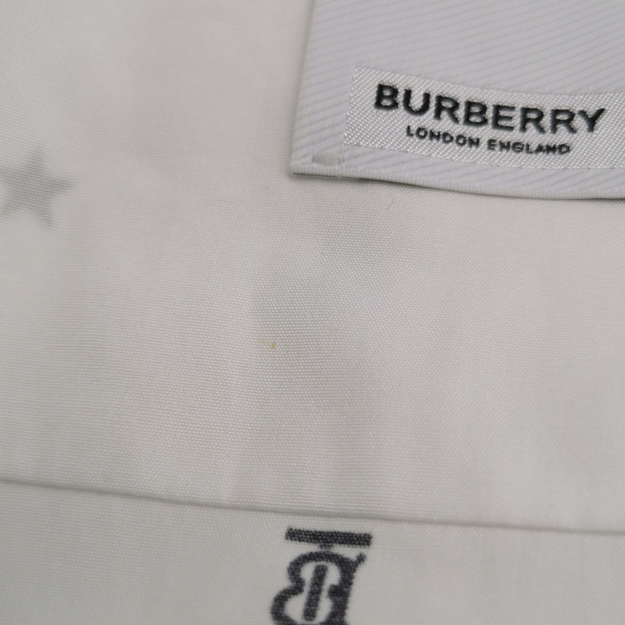 Burberry Burberry Men m Button Ups Size US M / EU 48-50 / 2 - 9 Thumbnail
