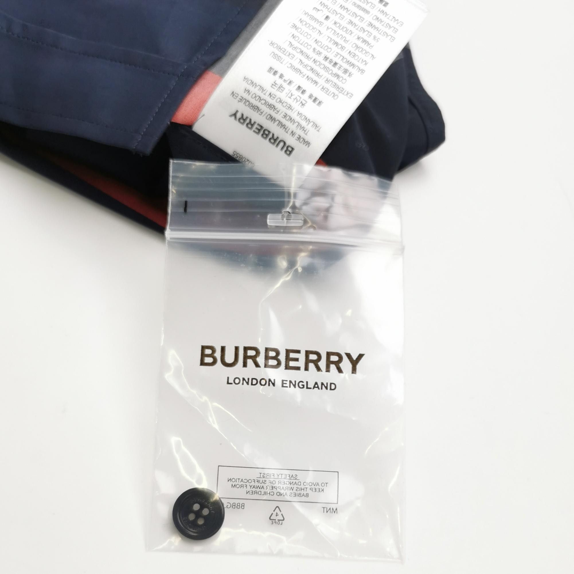 Burberry Burberry Men l Button Ups Size US L / EU 52-54 / 3 - 4 Thumbnail